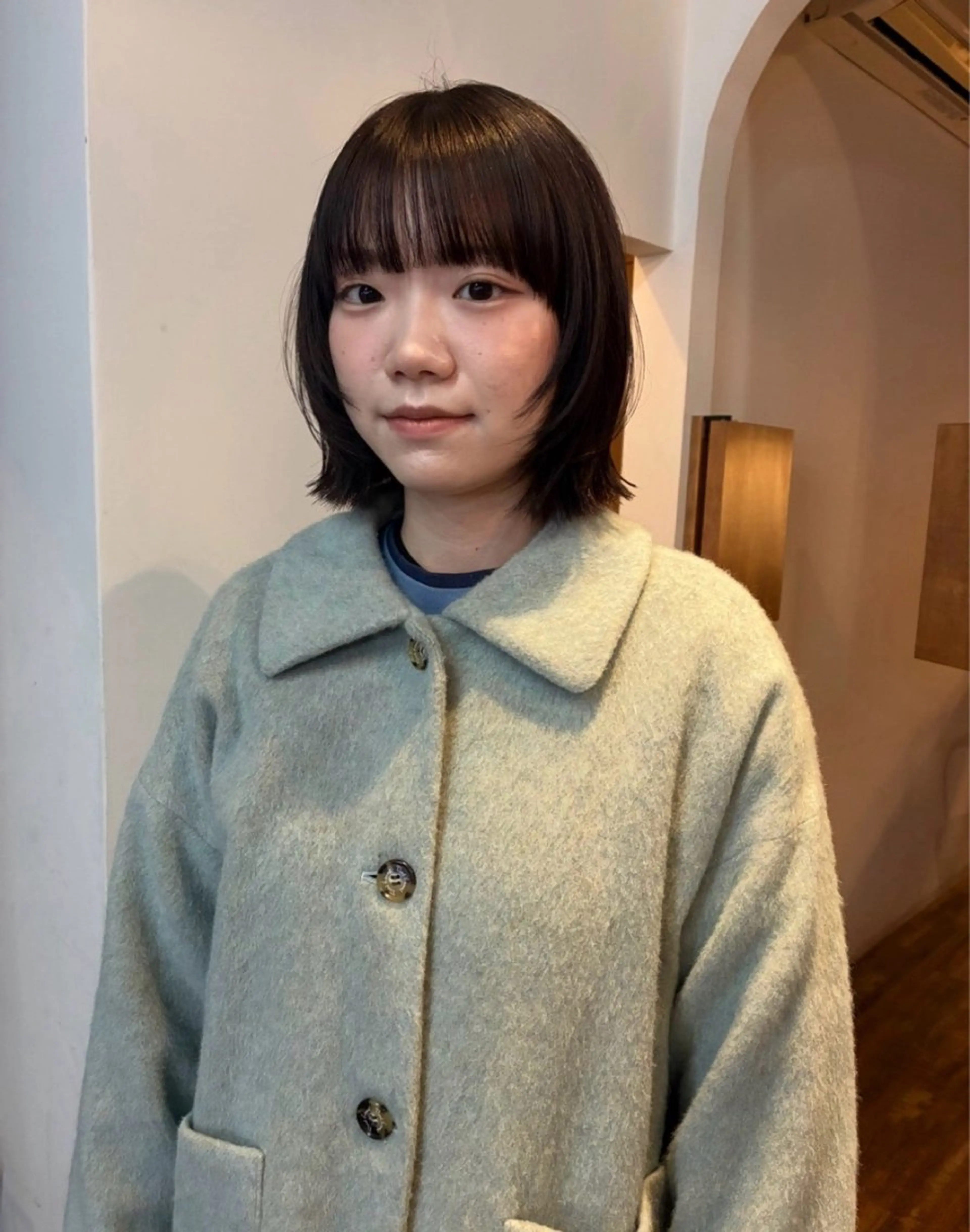 ショート カット ヘアカラー nacoハイトーン ベージュ🤎のヘアスタイル