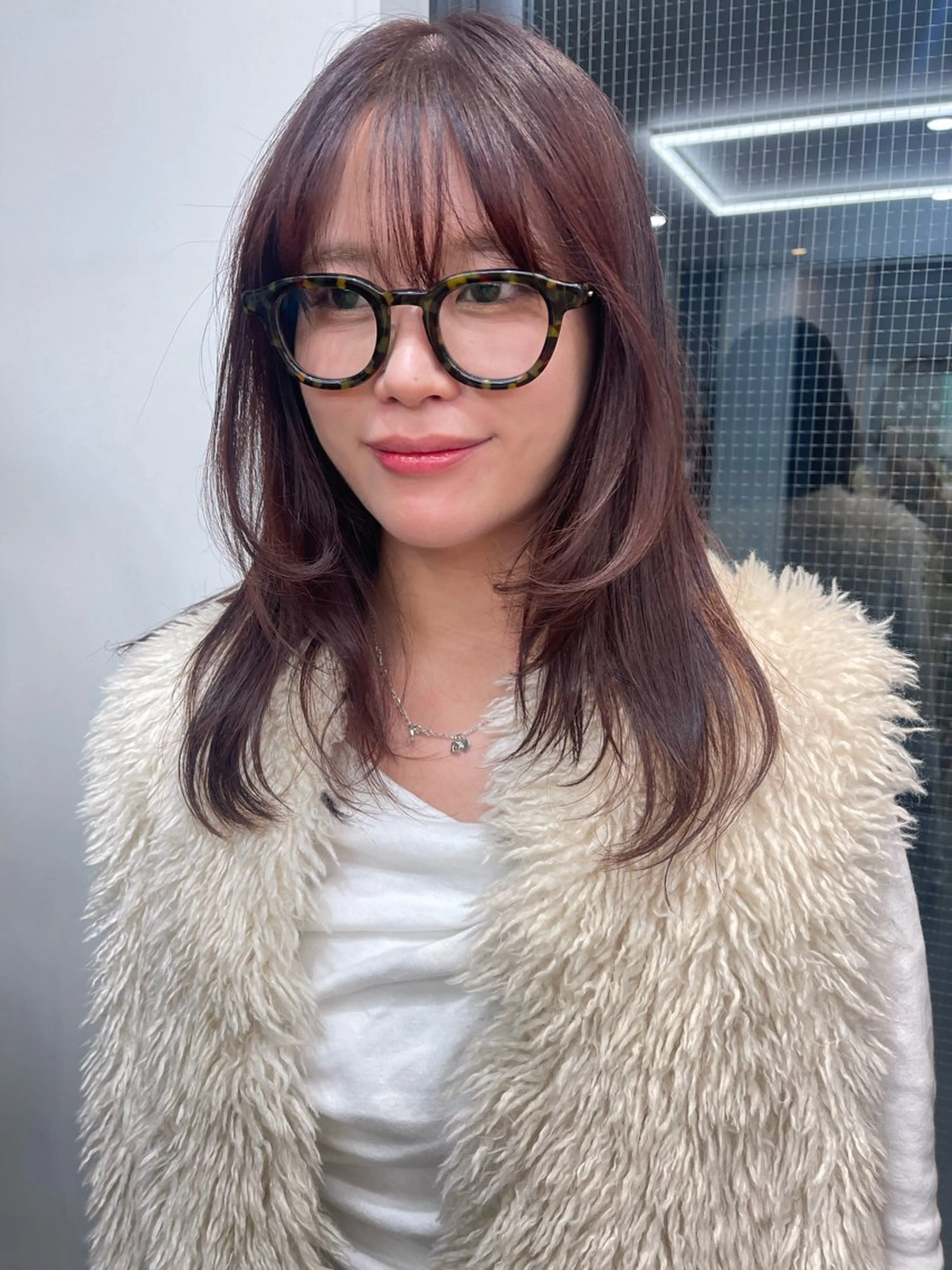 セミロング カラー レイヤーカット カット ヘアカラー トリートメント 💓パーマ，💗 レイヤーカットのヘアスタイル