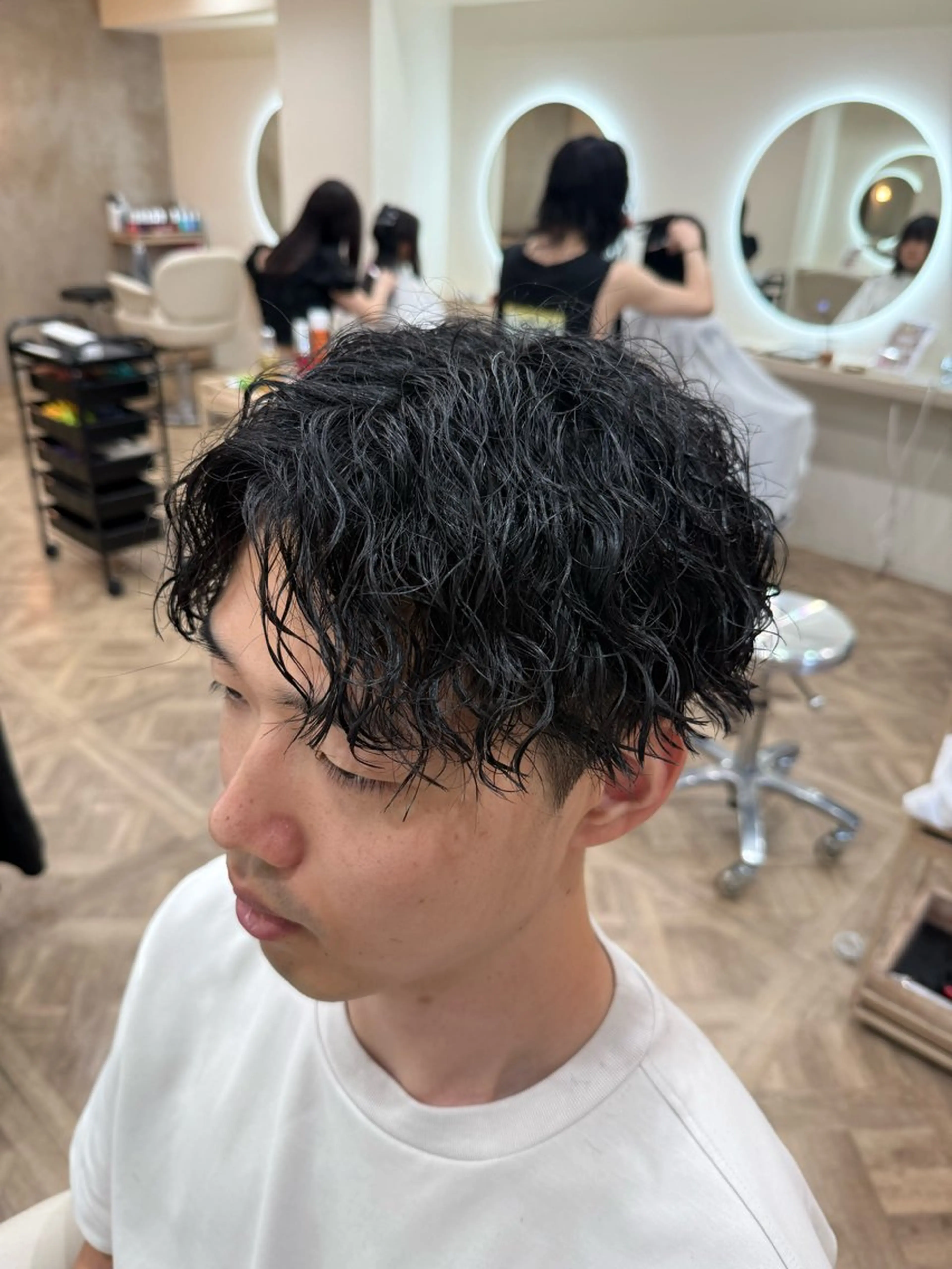 パーマ メンズ 市原亮/塩釜口/ ツイスパ/波巻きのヘアスタイル