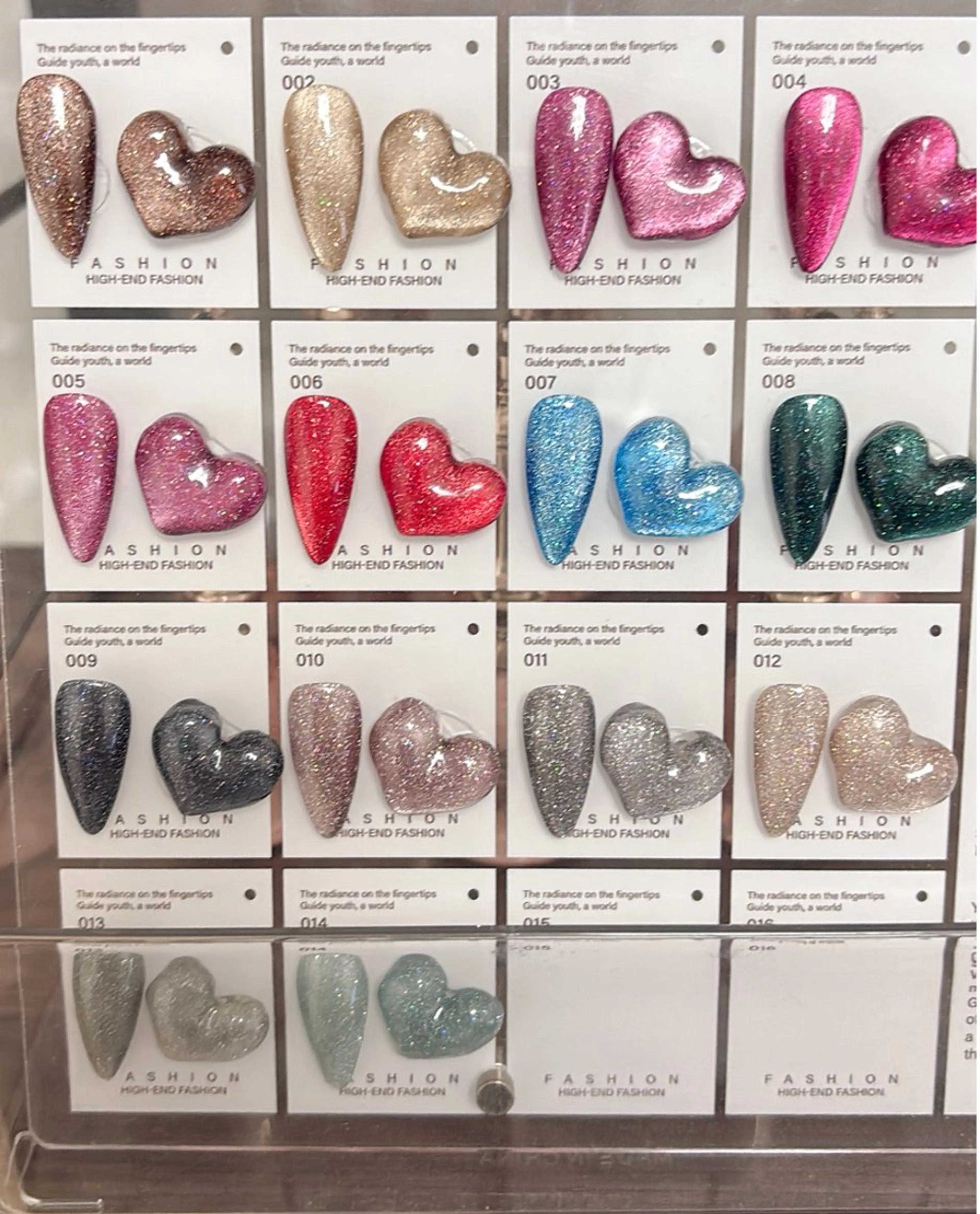 [オフなし]マグネットネイルの写真