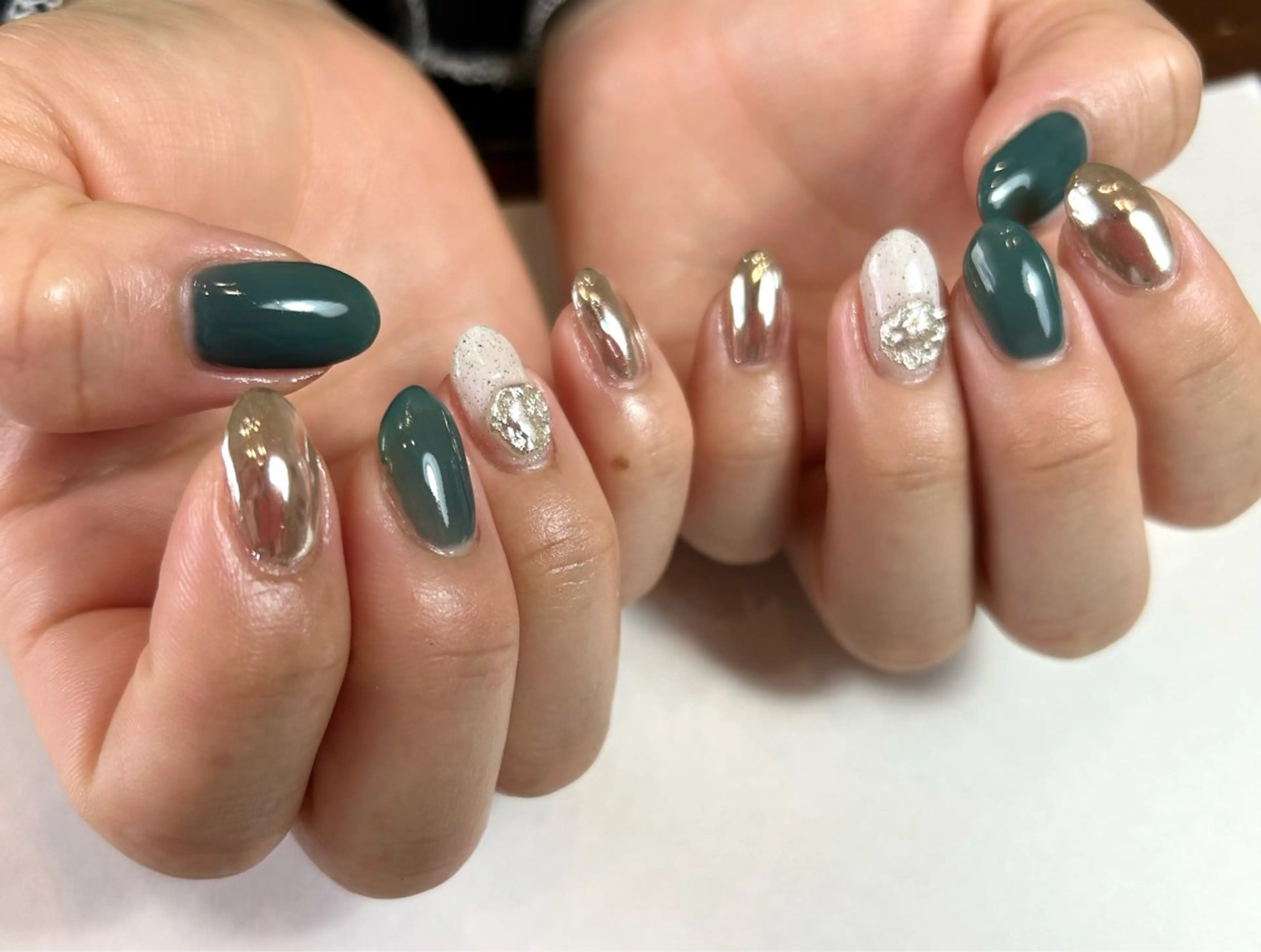 ネイル ミラーネイル 夏ネイル ハンドネイル le_rire _nailのネイルデザイン