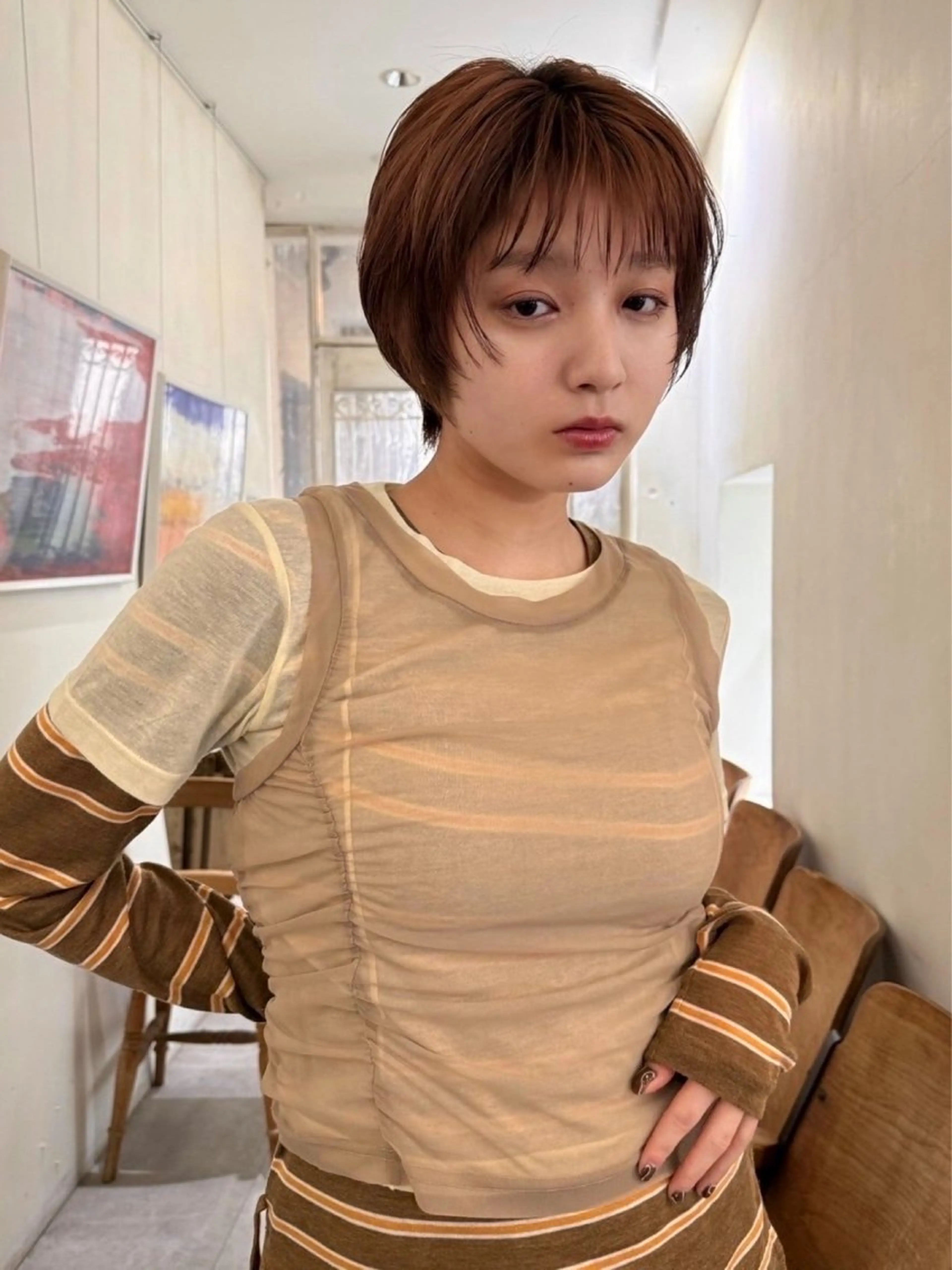 ショート カラー 顔まわりレイヤー 顔周りカット レイヤーカット 小顔カット MINXharajuku所属・レイヤー MINX伊藤なず菜のヘアスタイル