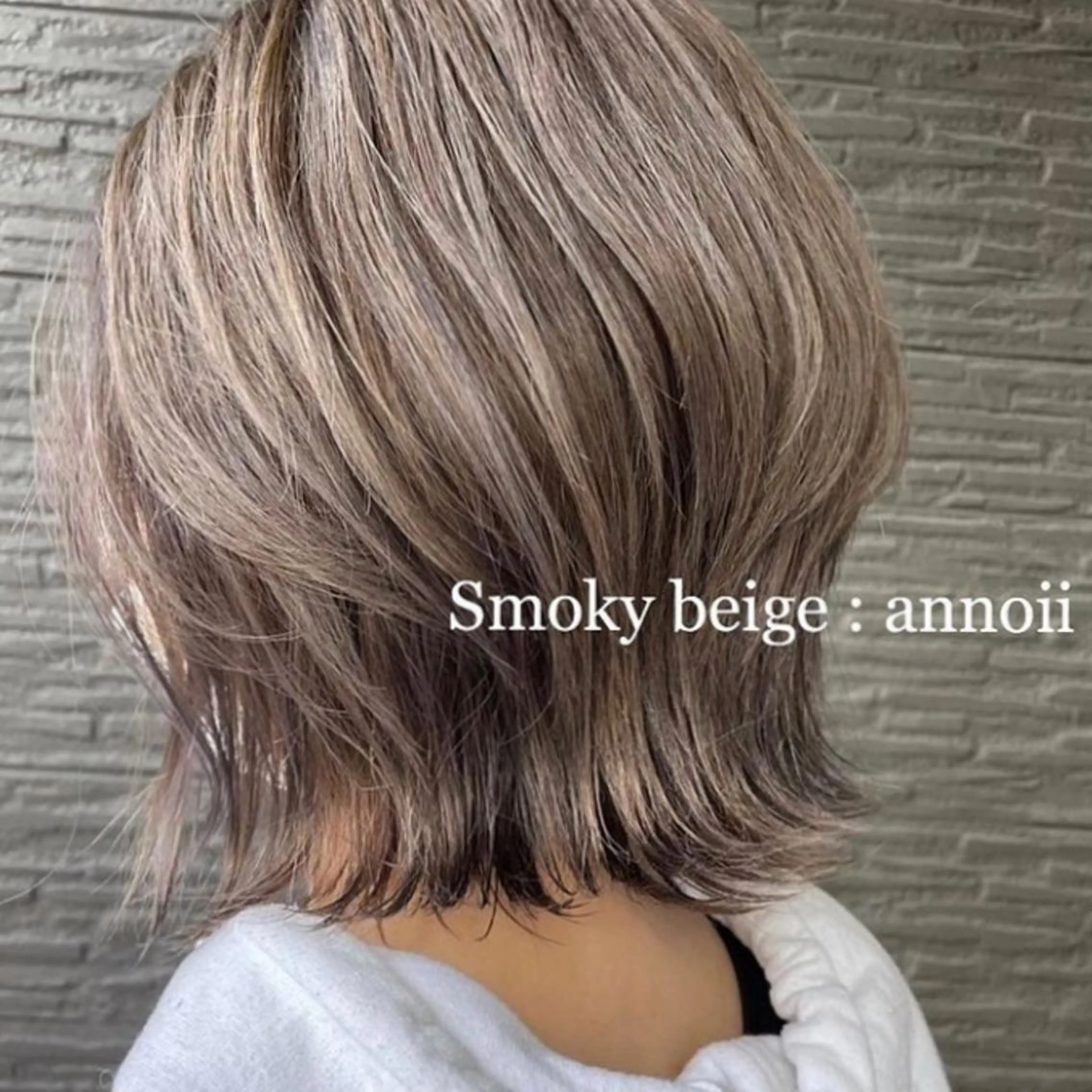 ショート カラー annoii _pomのヘアスタイル