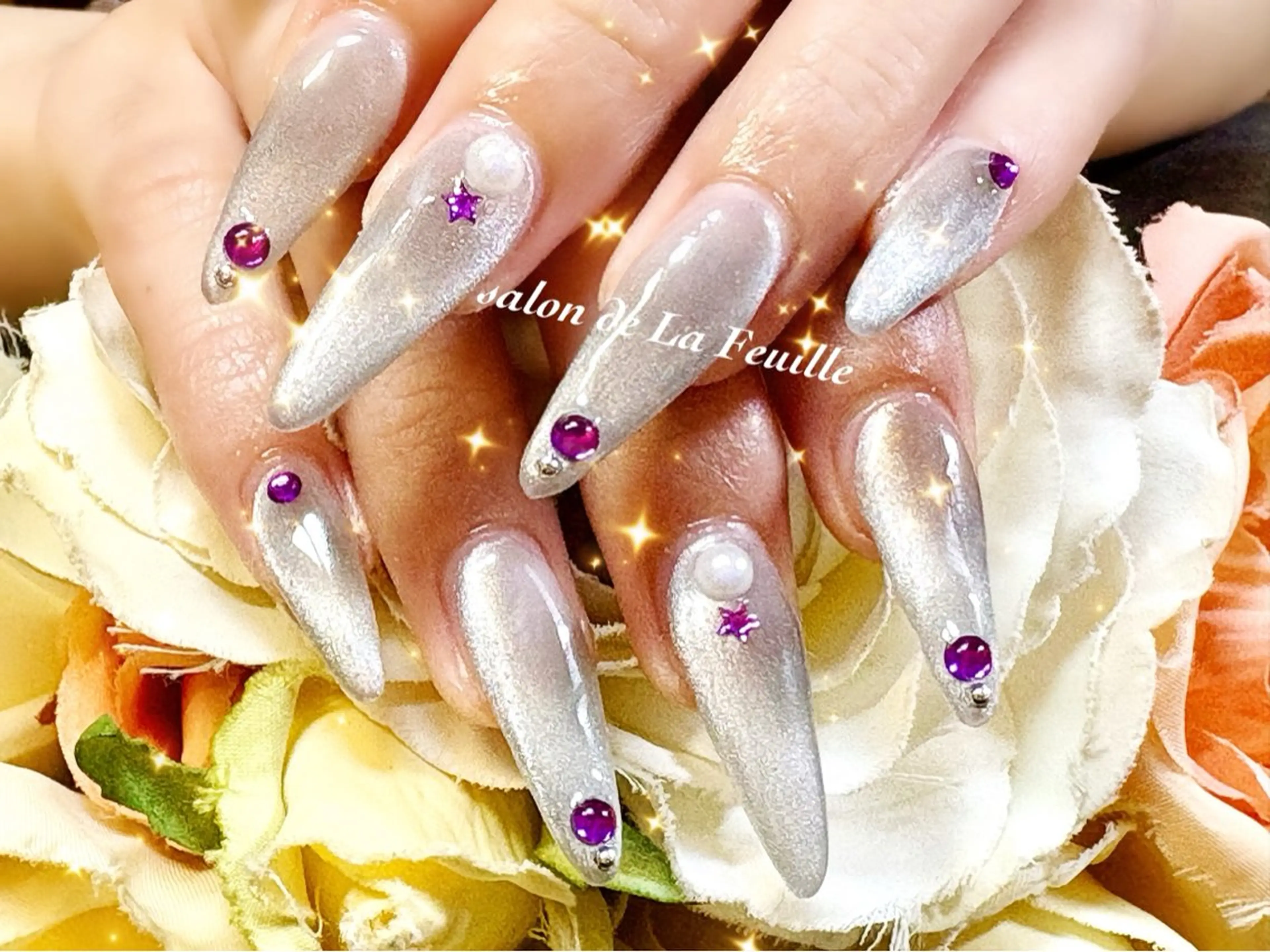 ロング サロンドラフィーユ LAFEUILLEのネイルデザイン