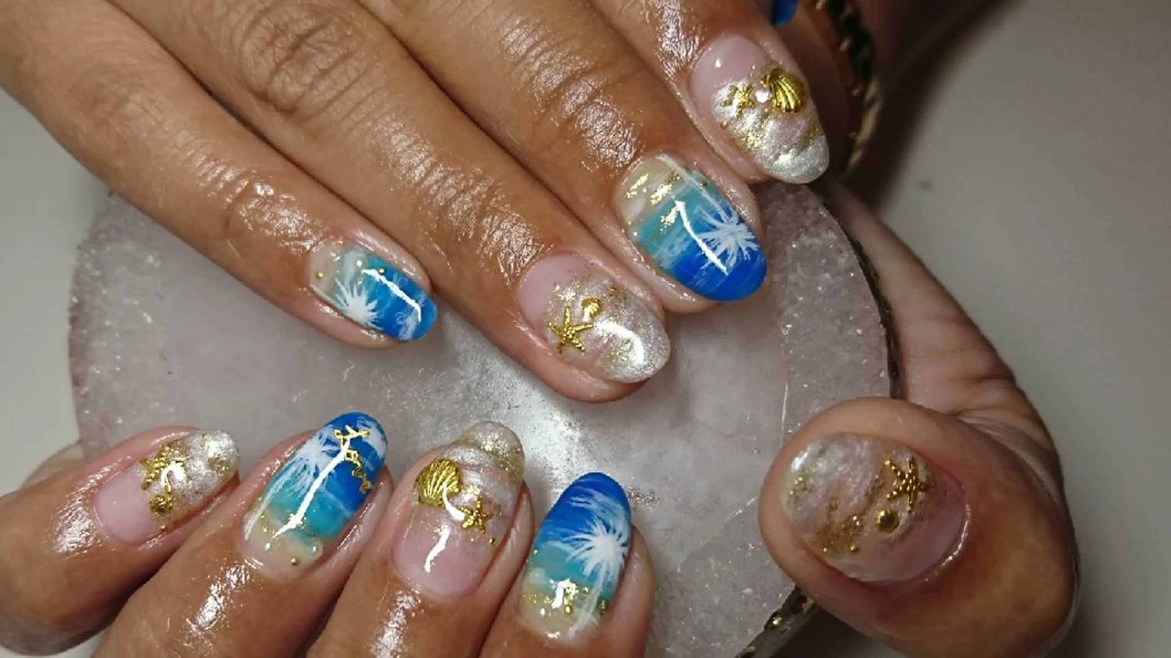 ネイル LAVISH nail salonのネイルデザイン