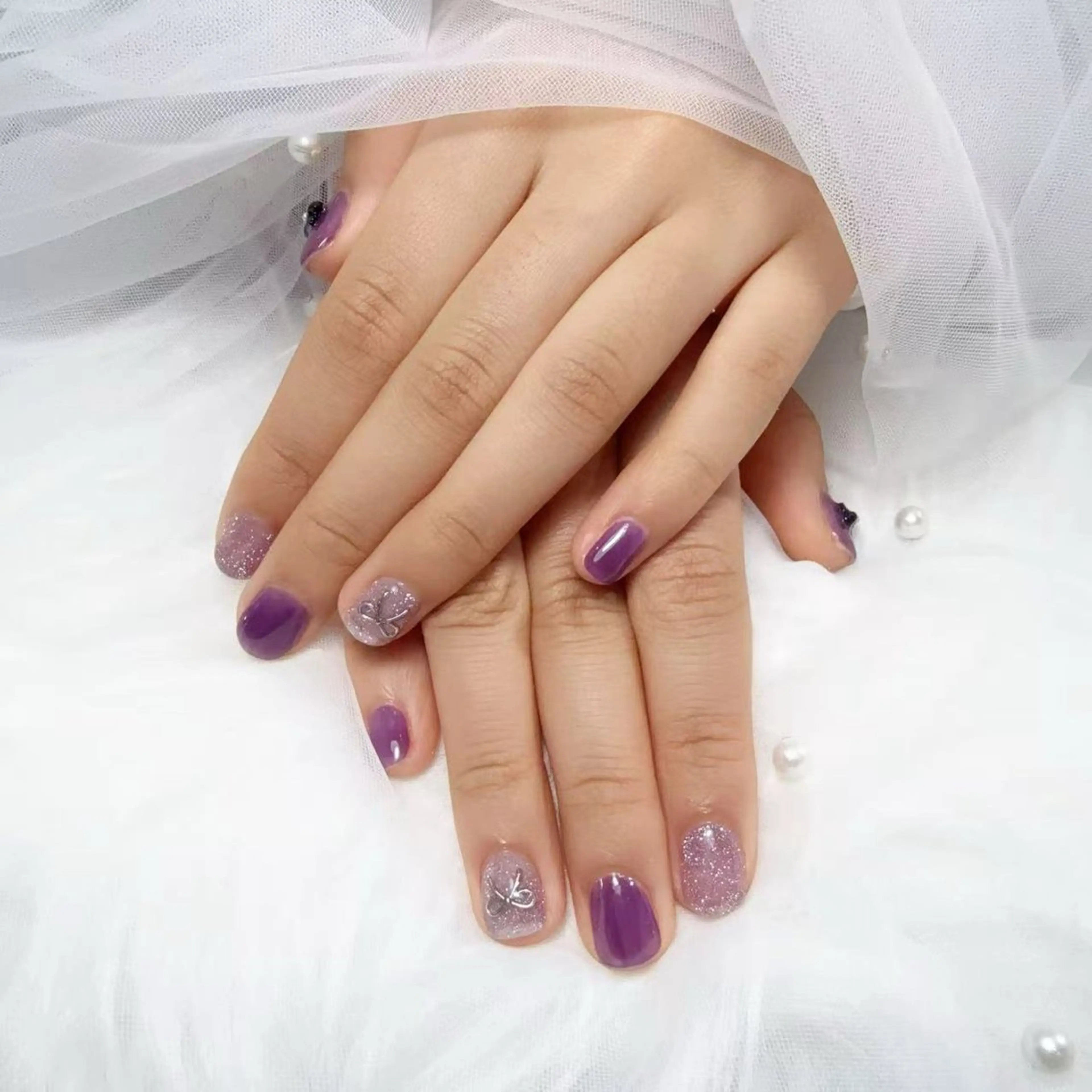 ショート 🌈 Laule'aのネイルデザイン