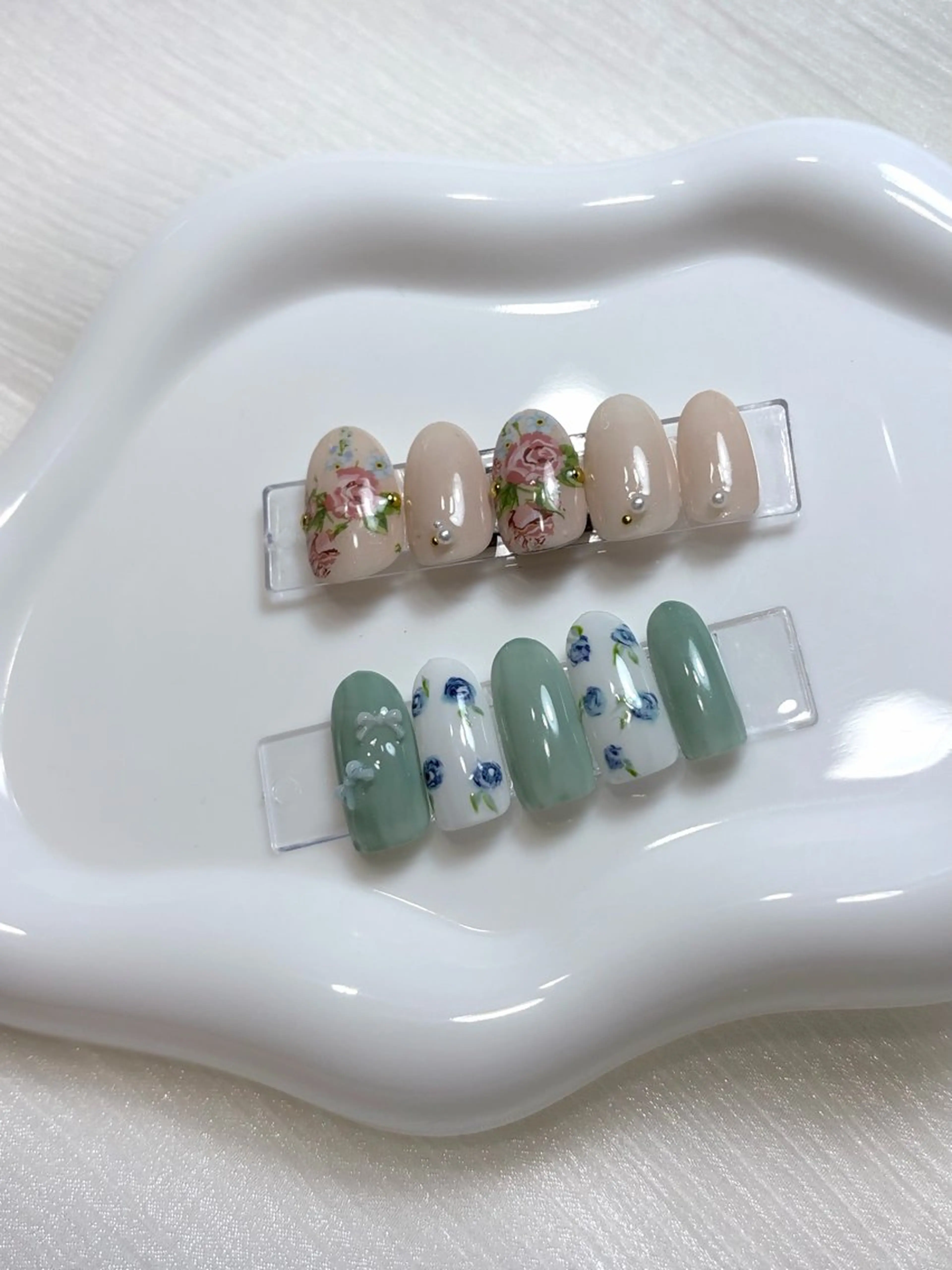 ネイル アートネイル フラワーネイル 宮﨑 美里のネイルデザイン