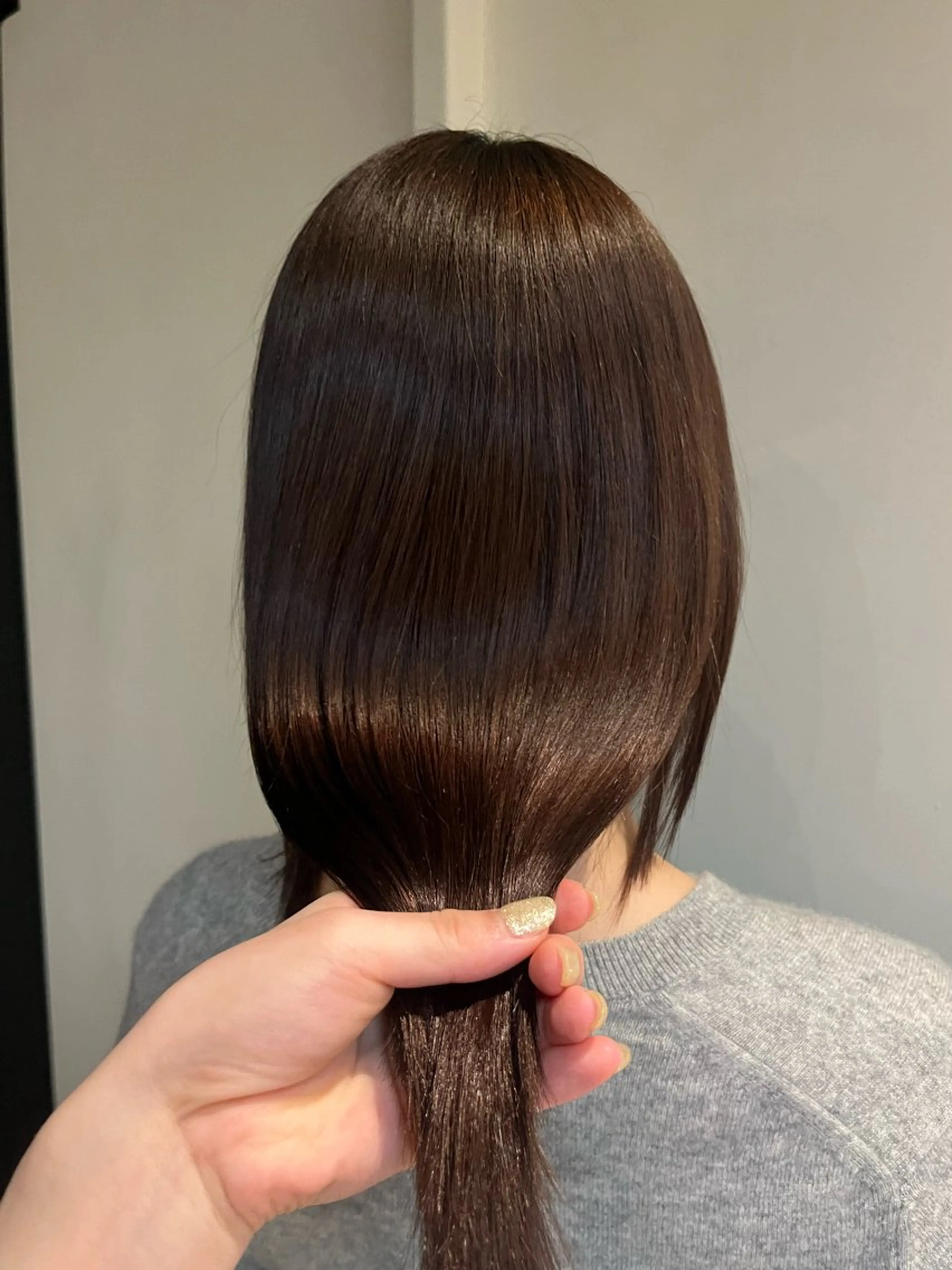 ミディアム トリートメント ハイトーン指名No. 1/レイヤー/みさきのヘアスタイル