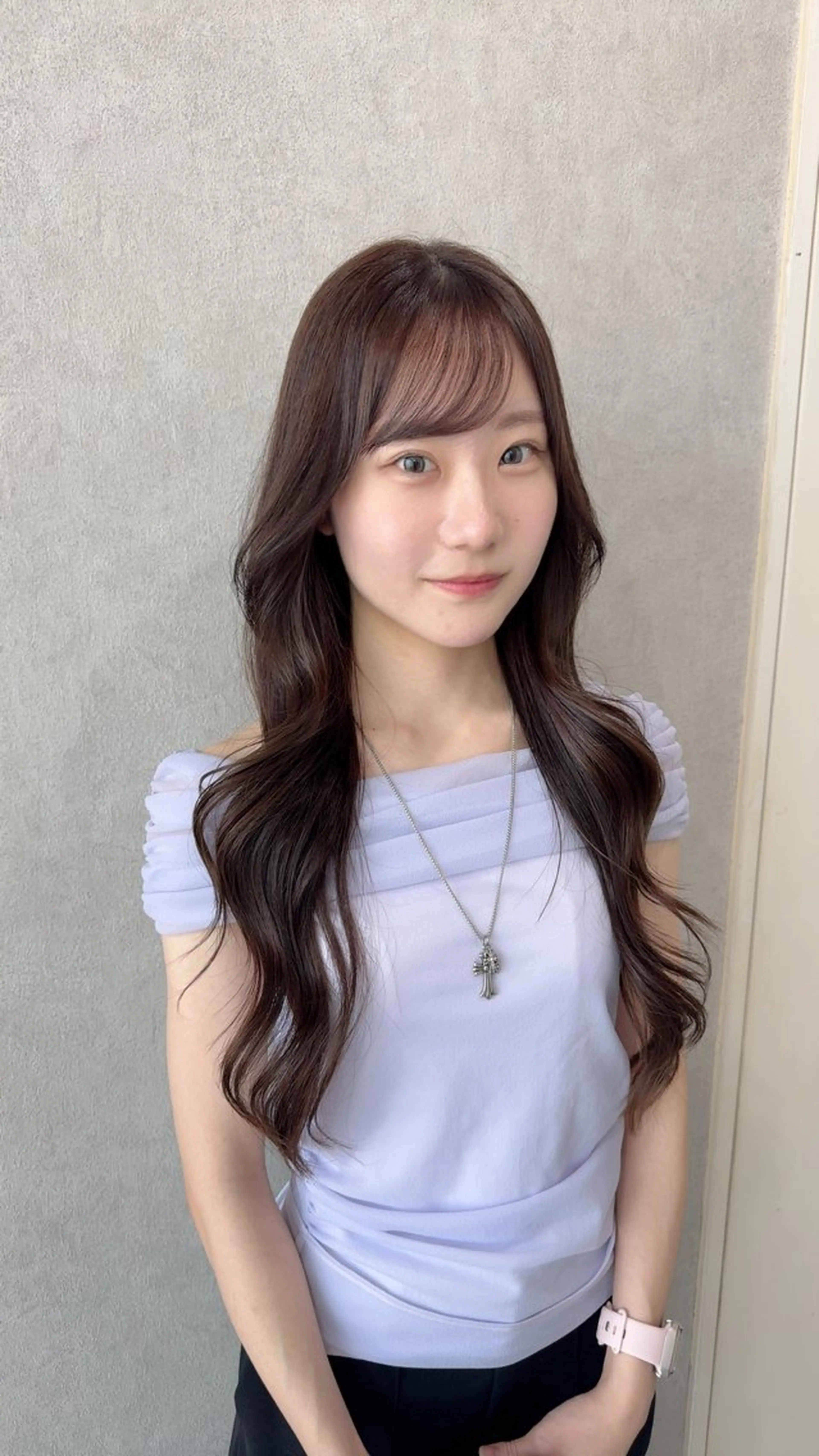 ロング カラー アッシュ アッシュブラウン ベージュカラー 黒髪 ブリーチ カット ヘアカラー トリートメント 赤み無し柔らかカラー 【梅田】madokaのヘアスタイル
