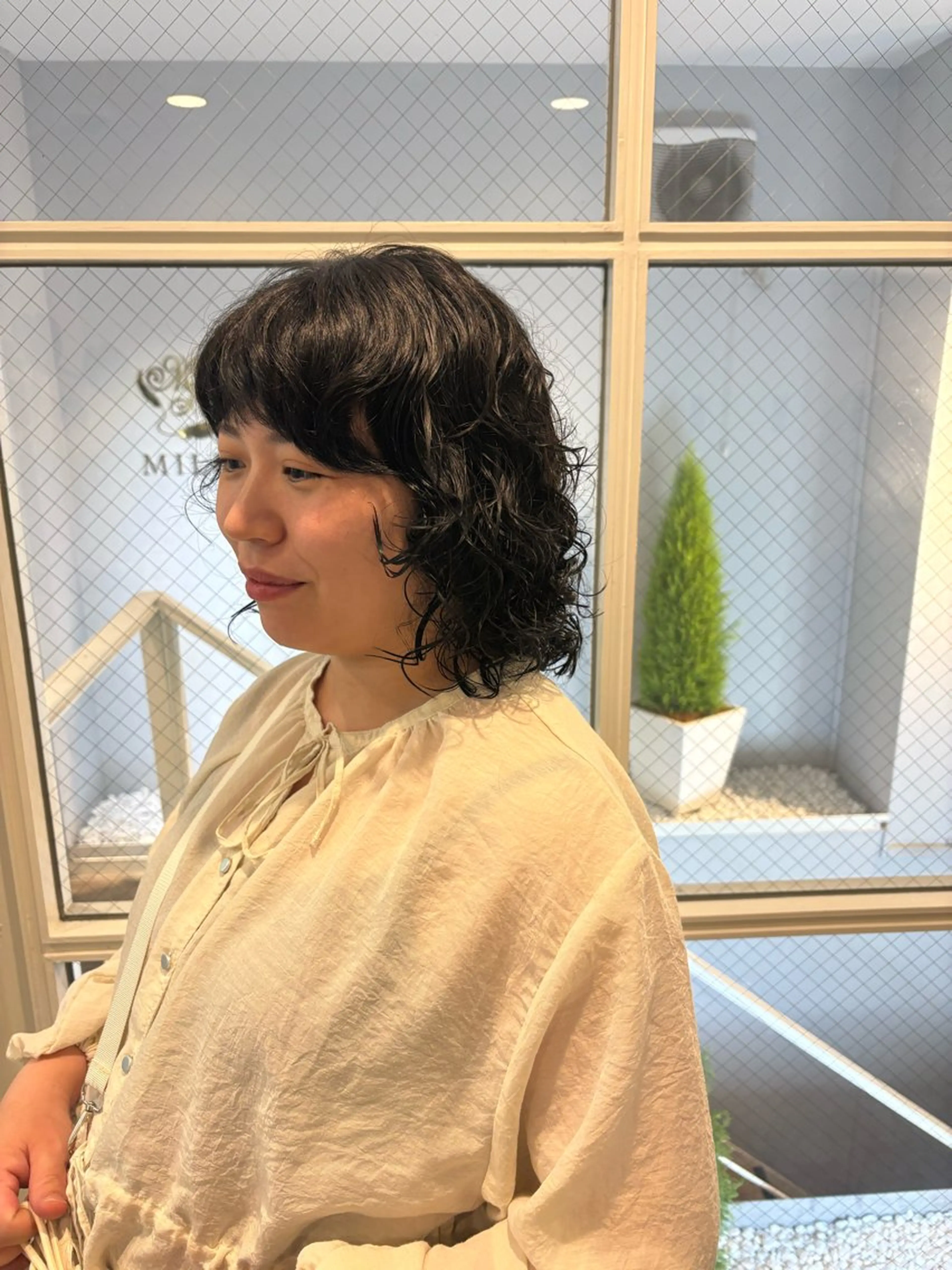 ミディアム パーマ ミディアムパーマ くせ毛 ストレートパーマ 樅木 恒毅のヘアスタイル