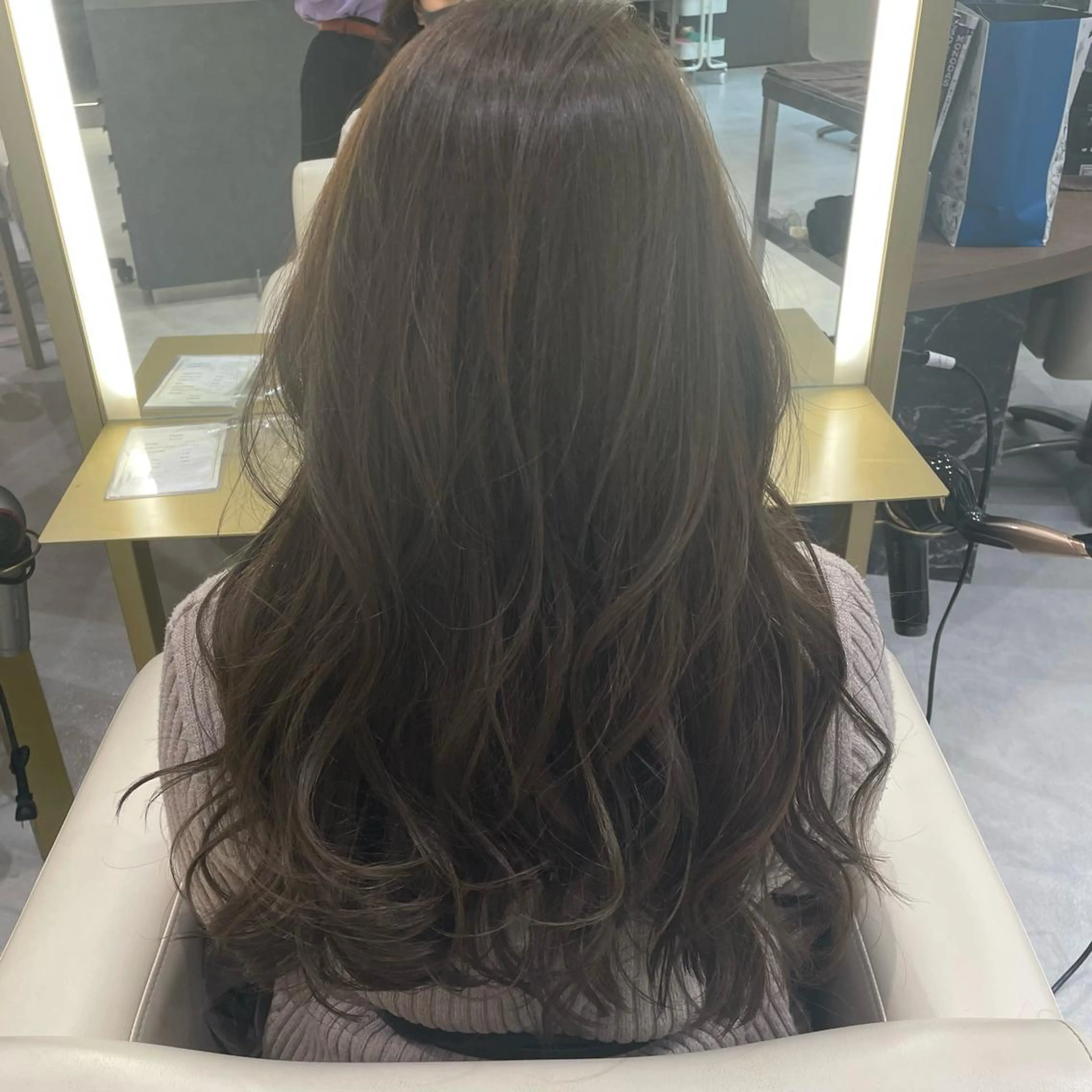 ロング パーマモデル募集🌈 森脇帆南のヘアスタイル