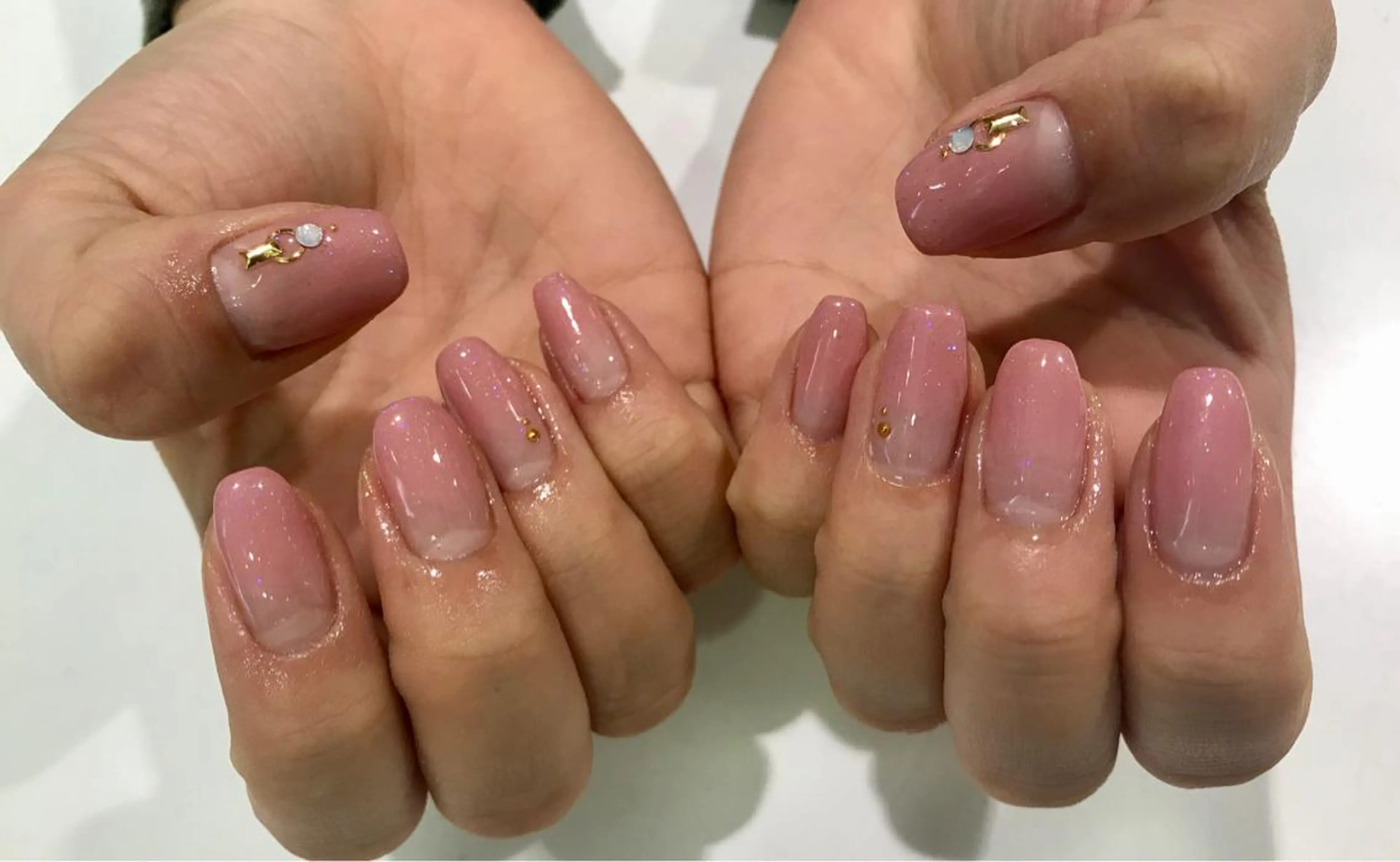 ネイル ハンドネイル ハンドケア Charme. NOBUKOのネイルデザイン