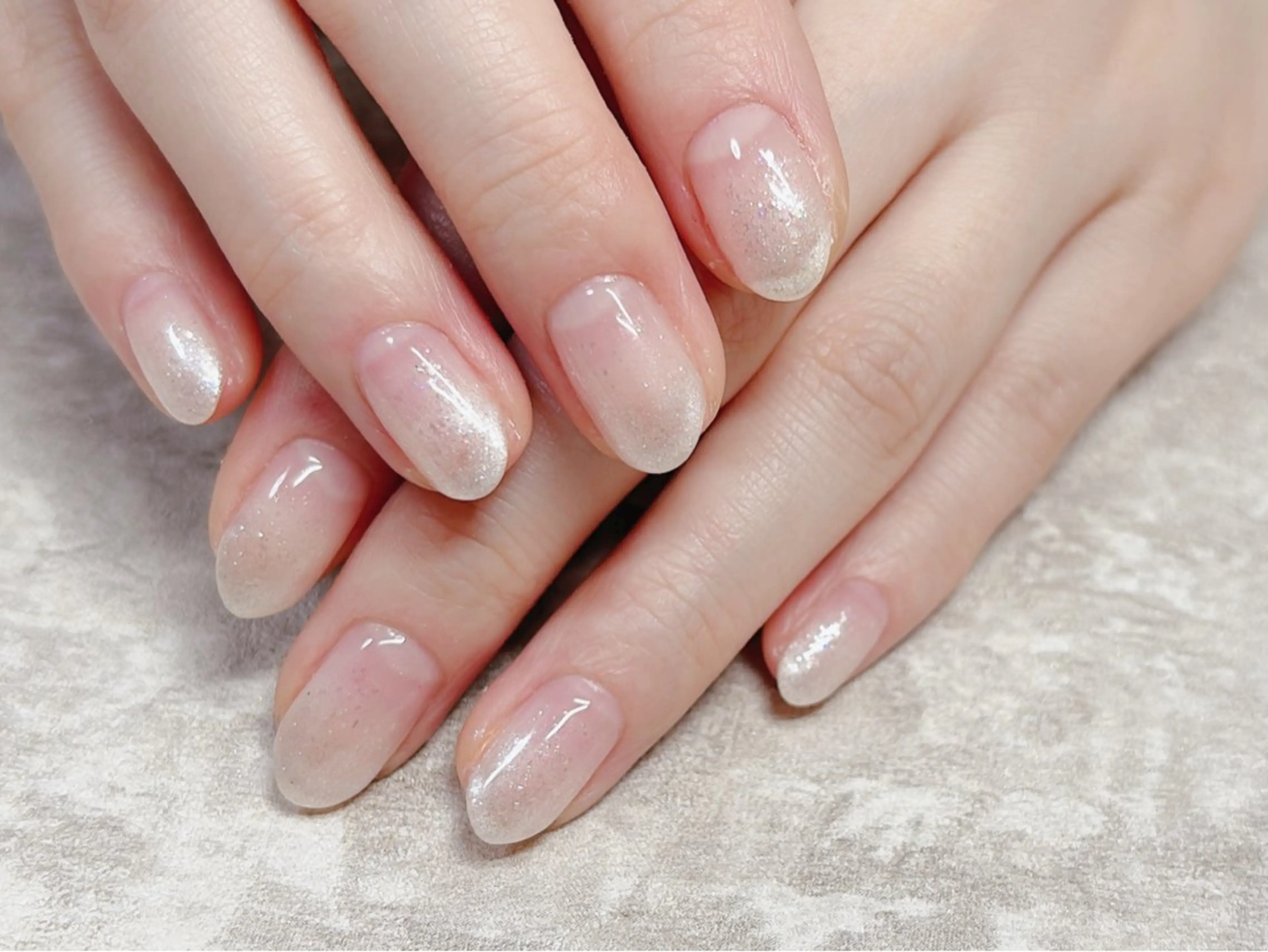 ネイル ラメ(グリッター) ハンドネイル Nail •Head スパFortunaのネイルデザイン