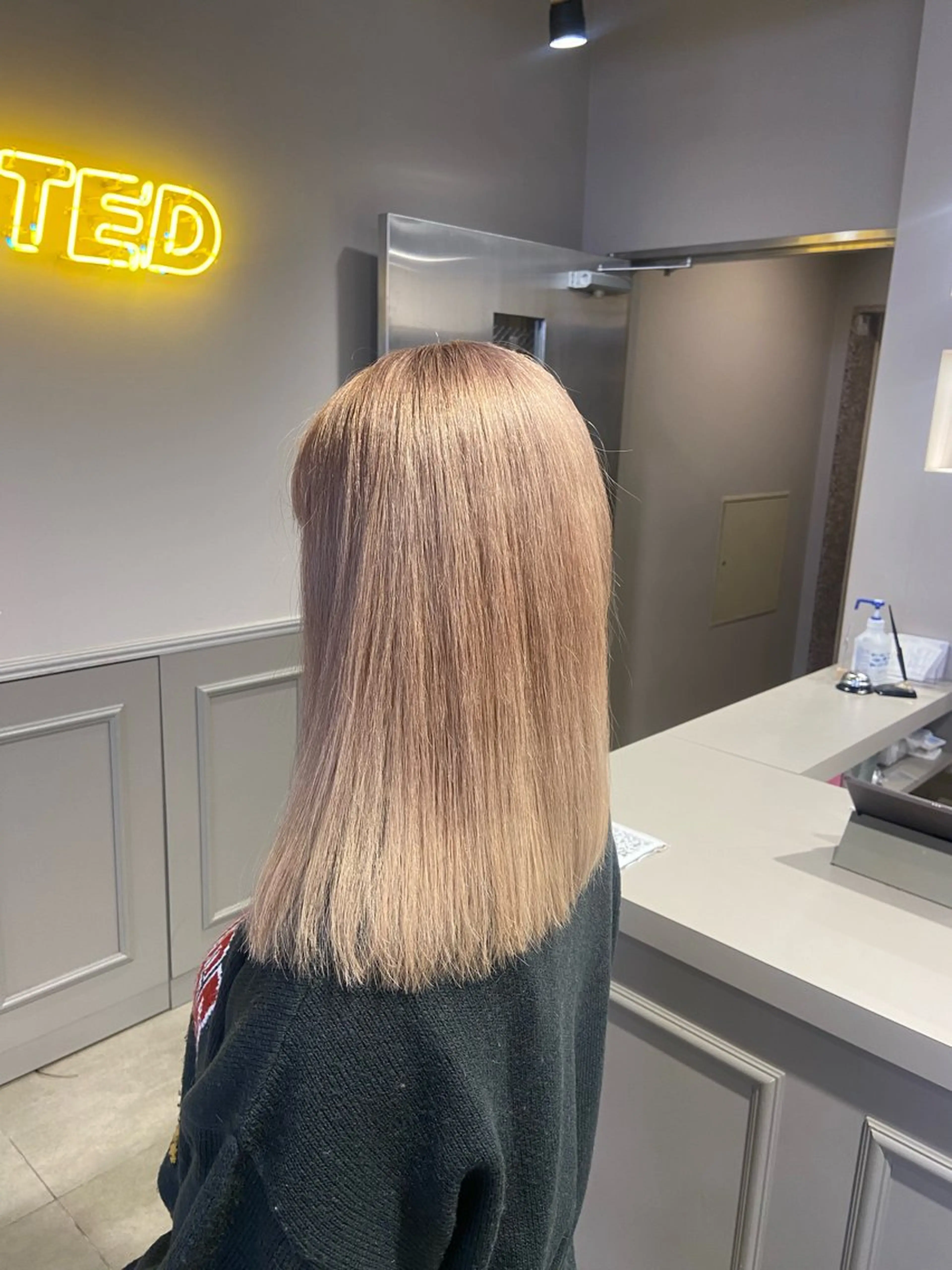 セミロング カラー ヘアアレンジ Over hair_ misakiのヘアスタイル