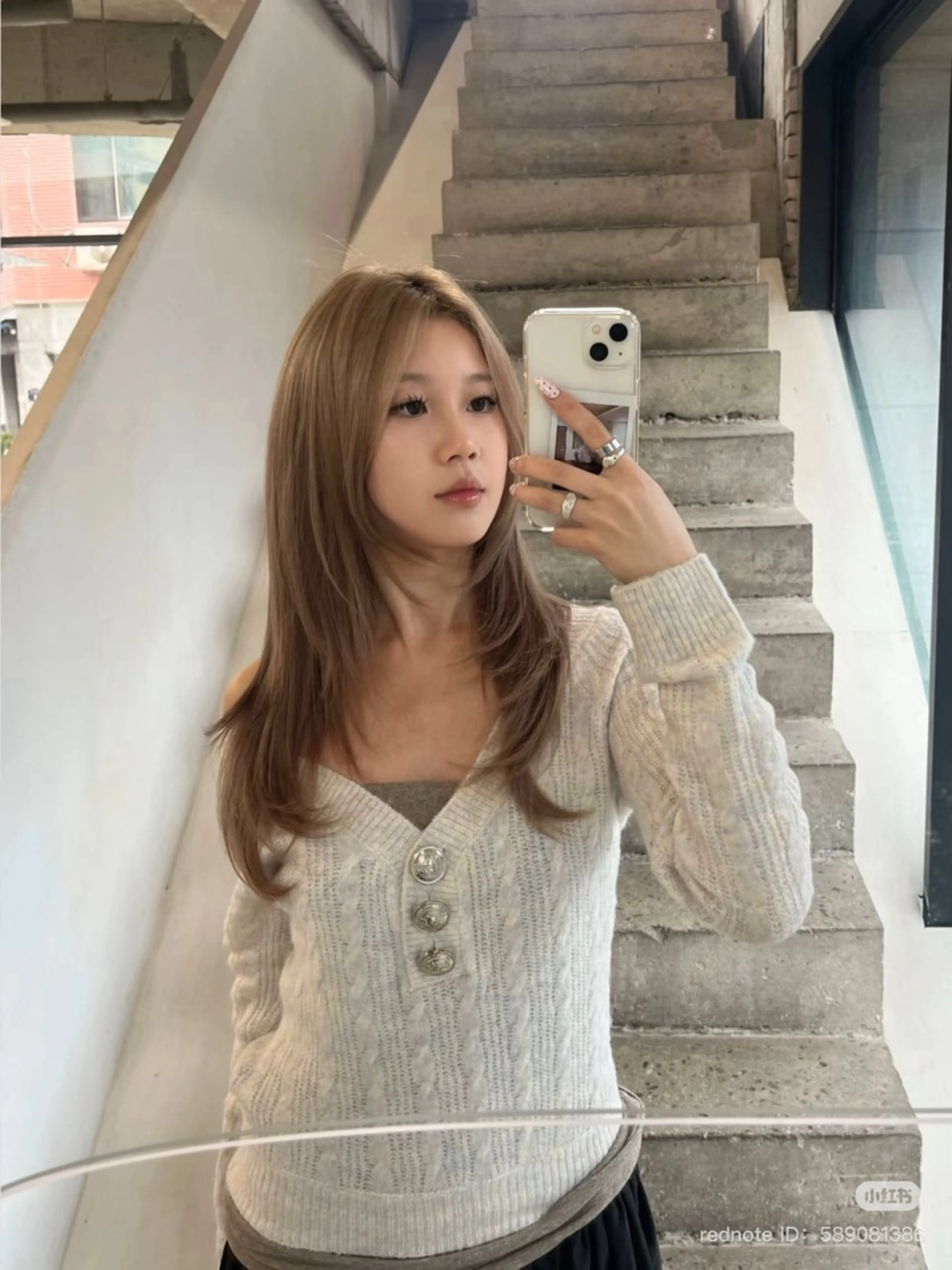 カラー ヘアカラー トリートメント 透明感ベージュ🤎 ナチュラルレイヤーのヘアスタイル