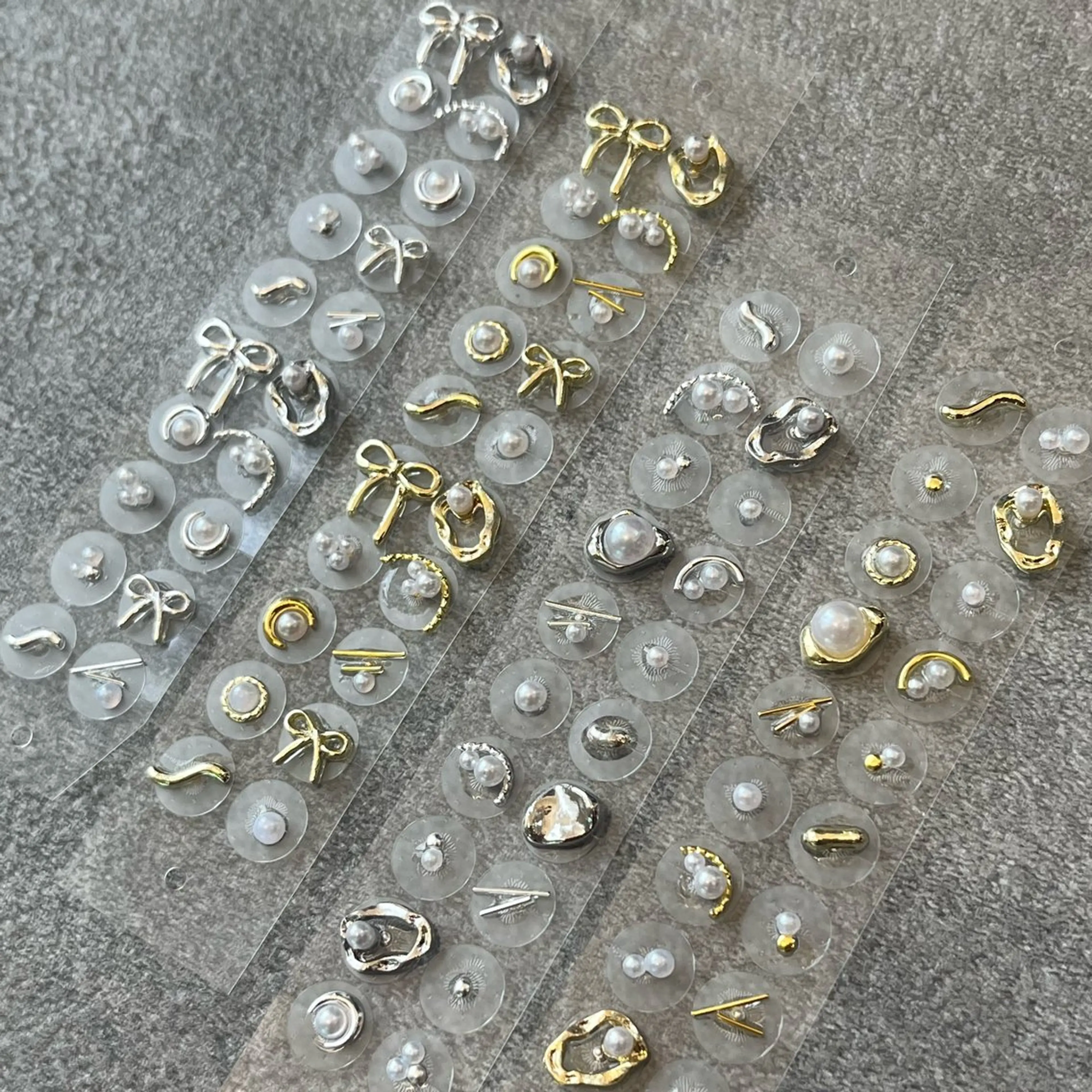 ハーブ 耳ツボ Smooかほく店のエステ・リラクイメージ