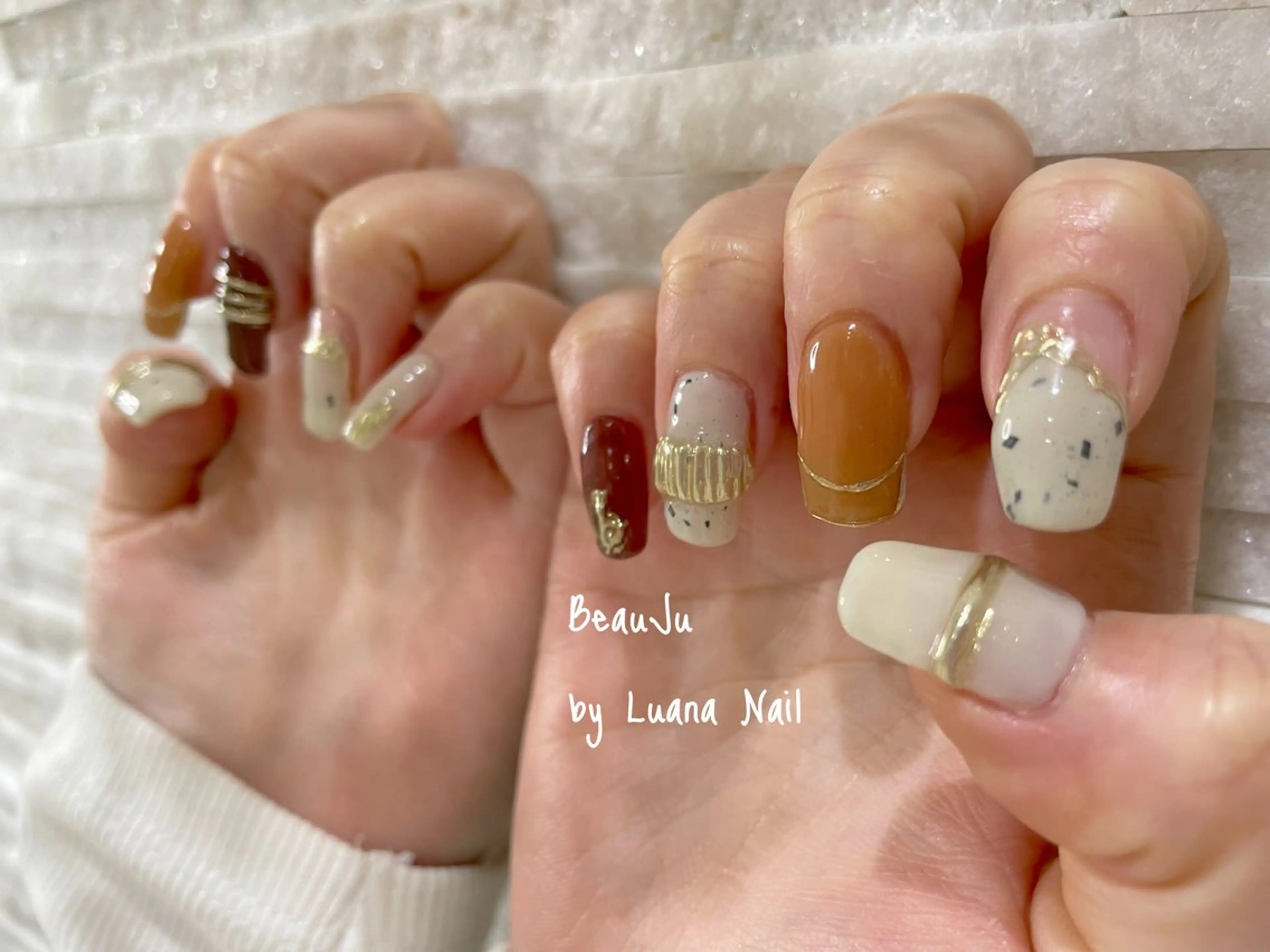 ネイル ミラーネイル ハンドネイル BeauJu by Luana Nailのネイルデザイン