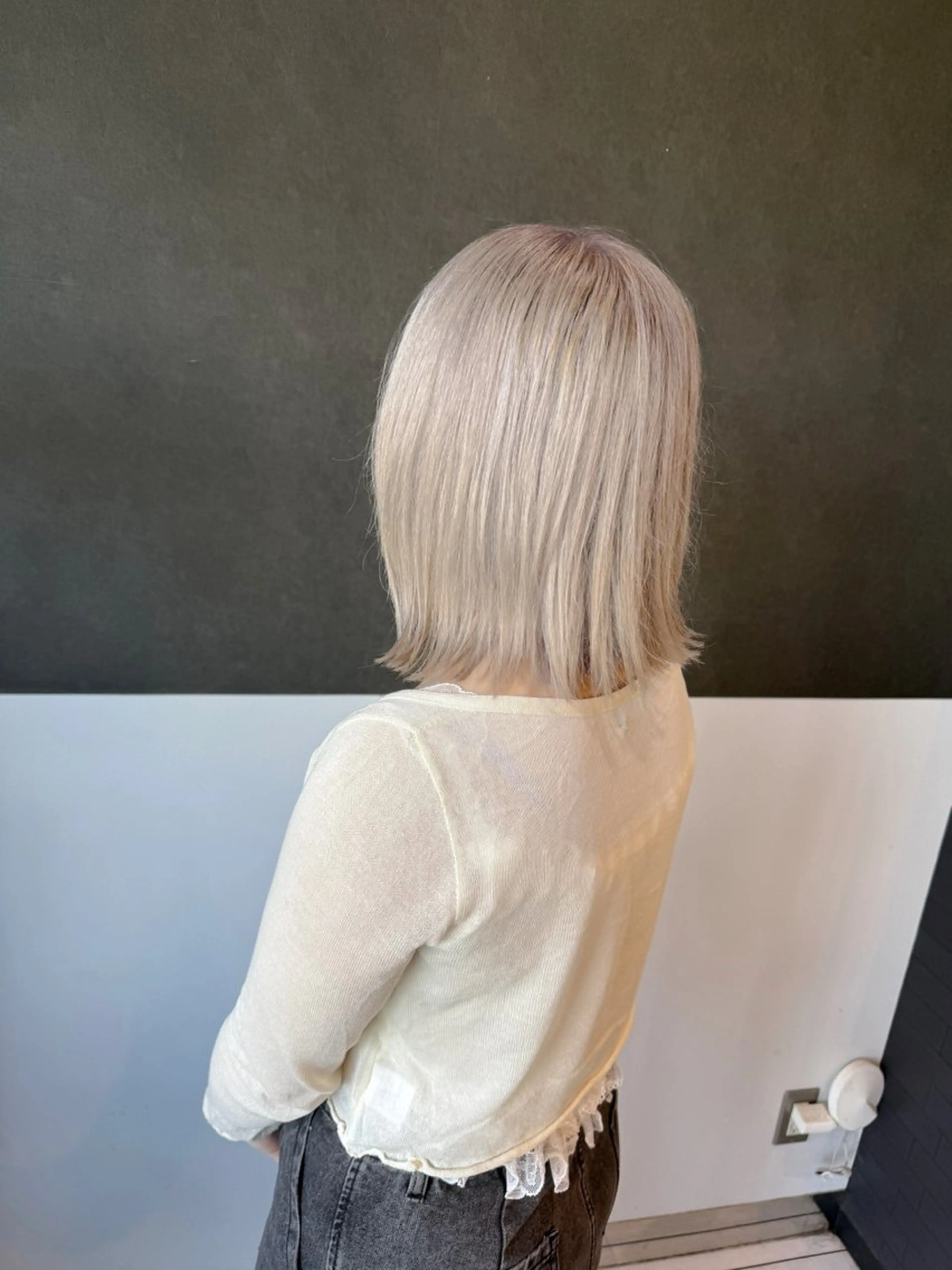 ショート アッシュ デザインカラー/ 推しの配色　肥後のヘアスタイル