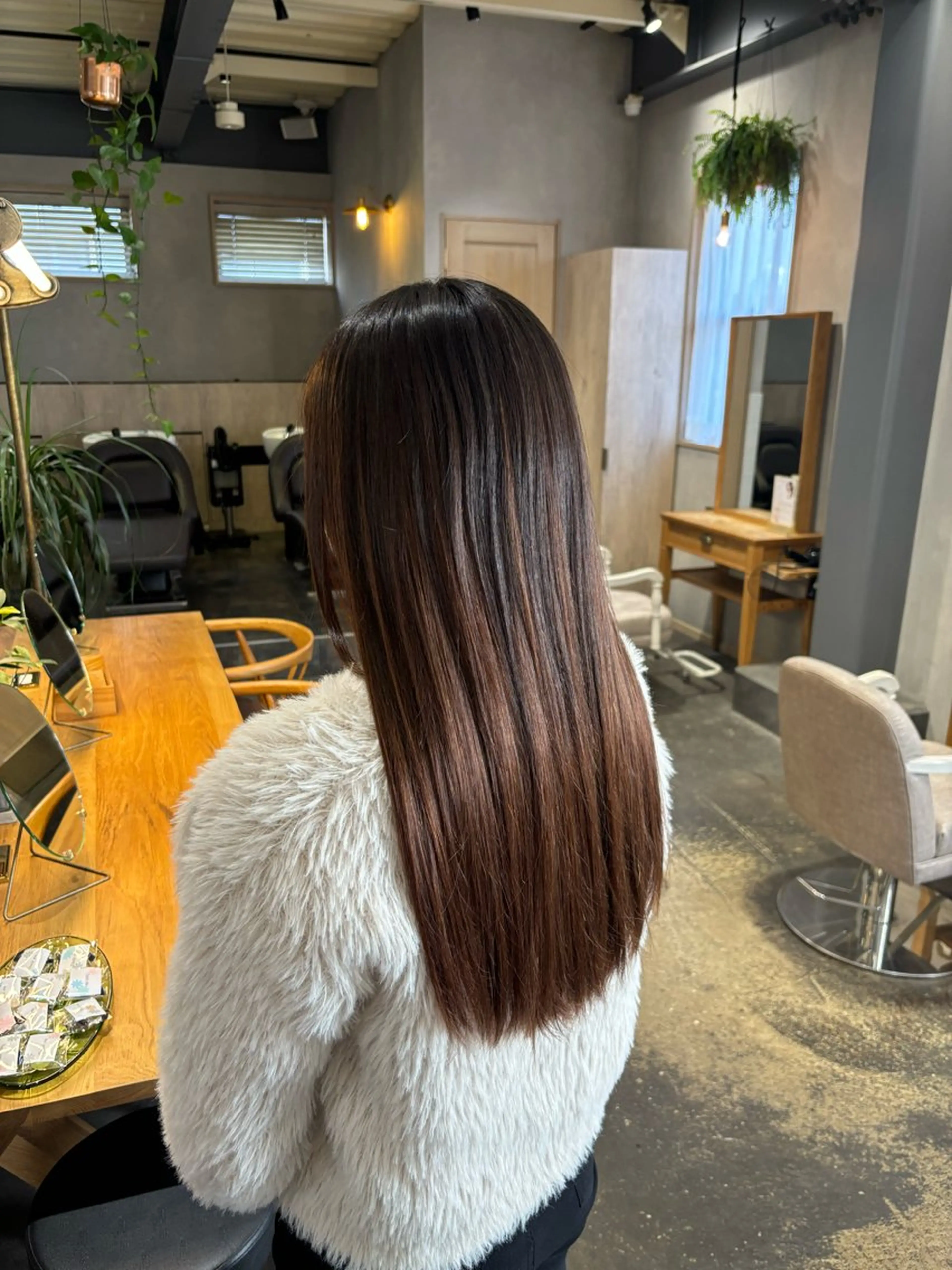 トリートメント エクステ 🪄🫧エクステ／ 神田衣織のヘアスタイル