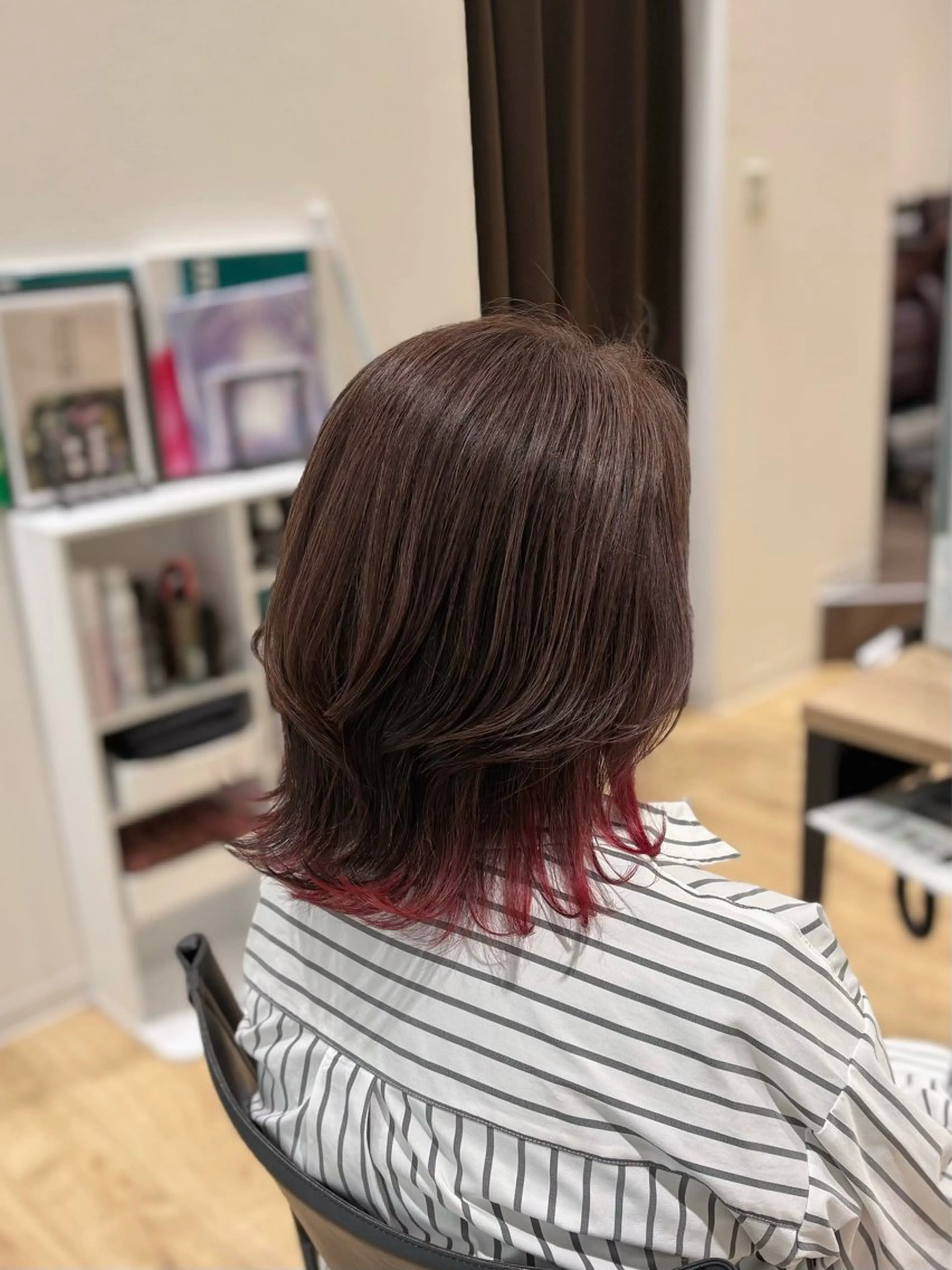 ミディアム カラー カット ヘアカラー 滝口 瑞季のヘアスタイル