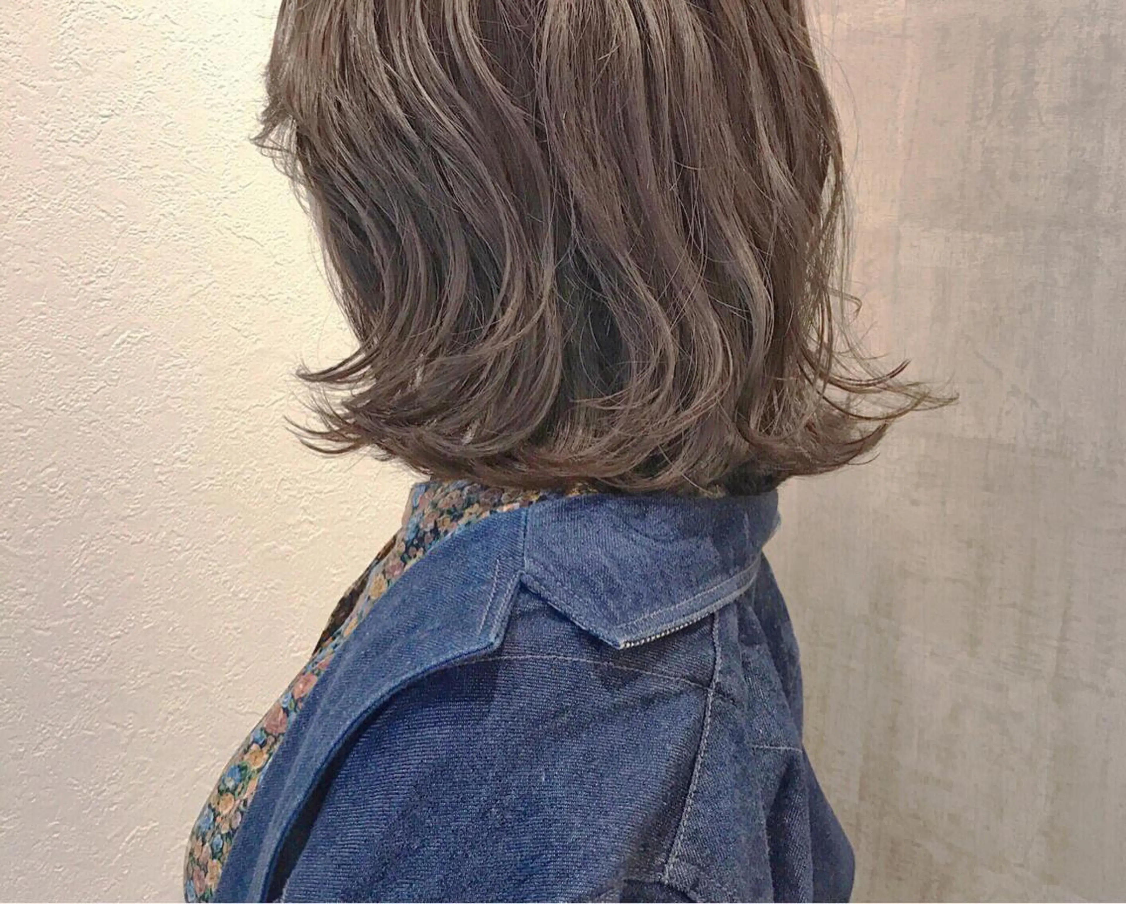 ミディアム カラー イルミナカラー ラベンダーカラー ラベンダーグレー HARUNA/ミセス 大人ショートヘアのヘアスタイル