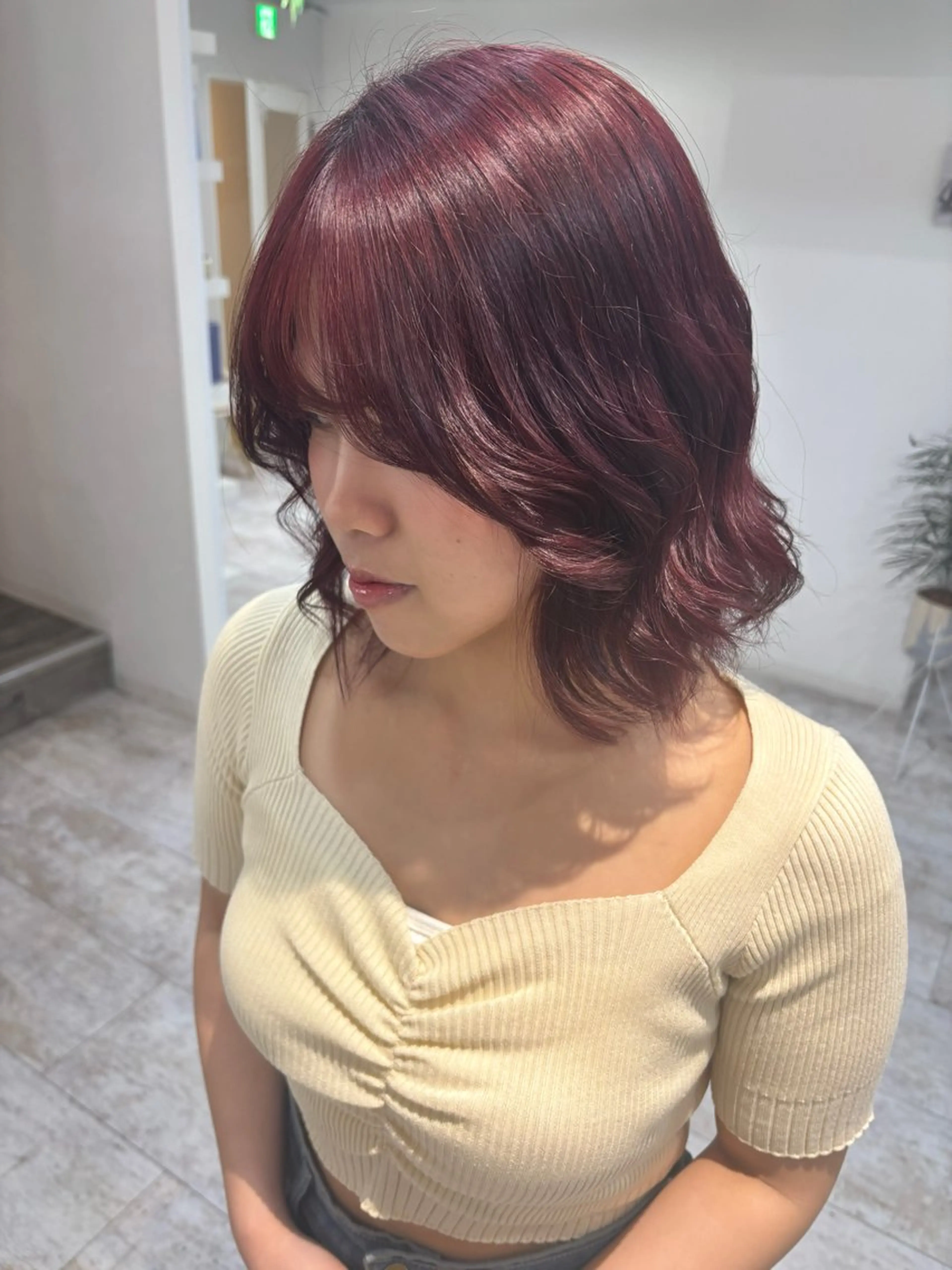 ミディアム カラー ボルドーカラー ヘアカラー piLLon mayuのヘアスタイル