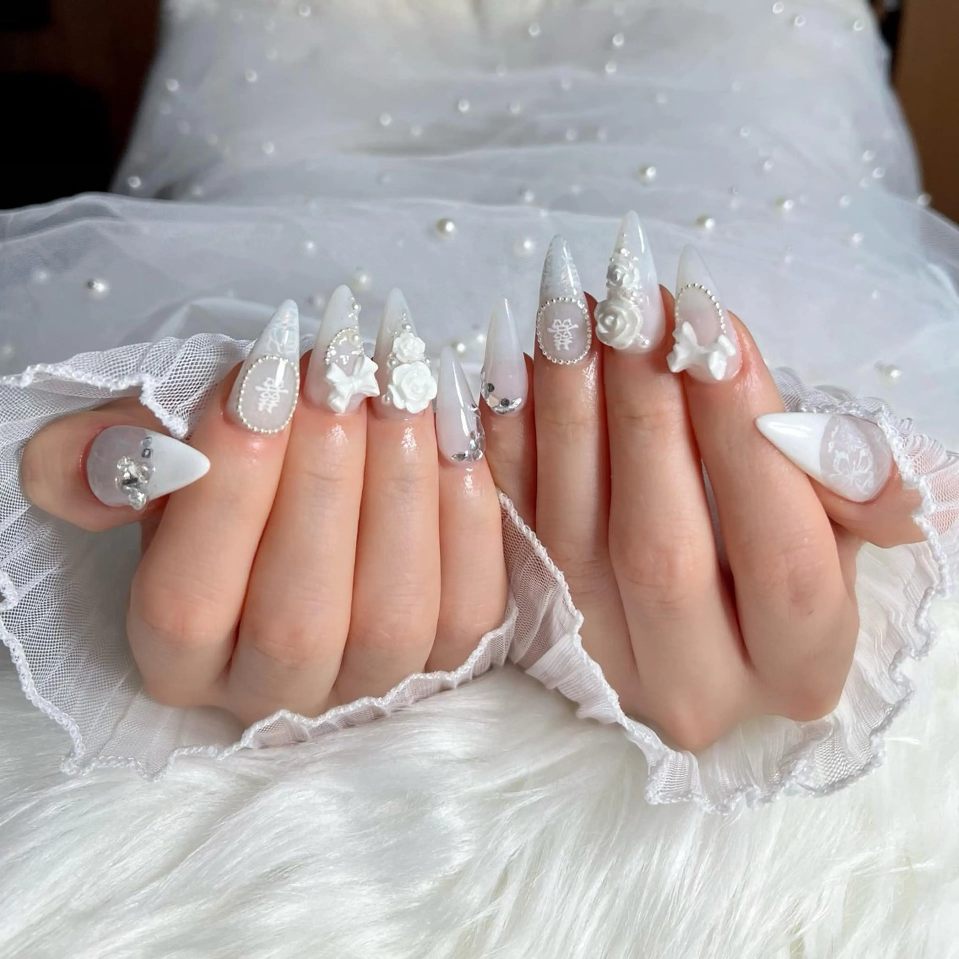 ネイル ハンドネイル RosyBeauty Salonのネイルデザイン