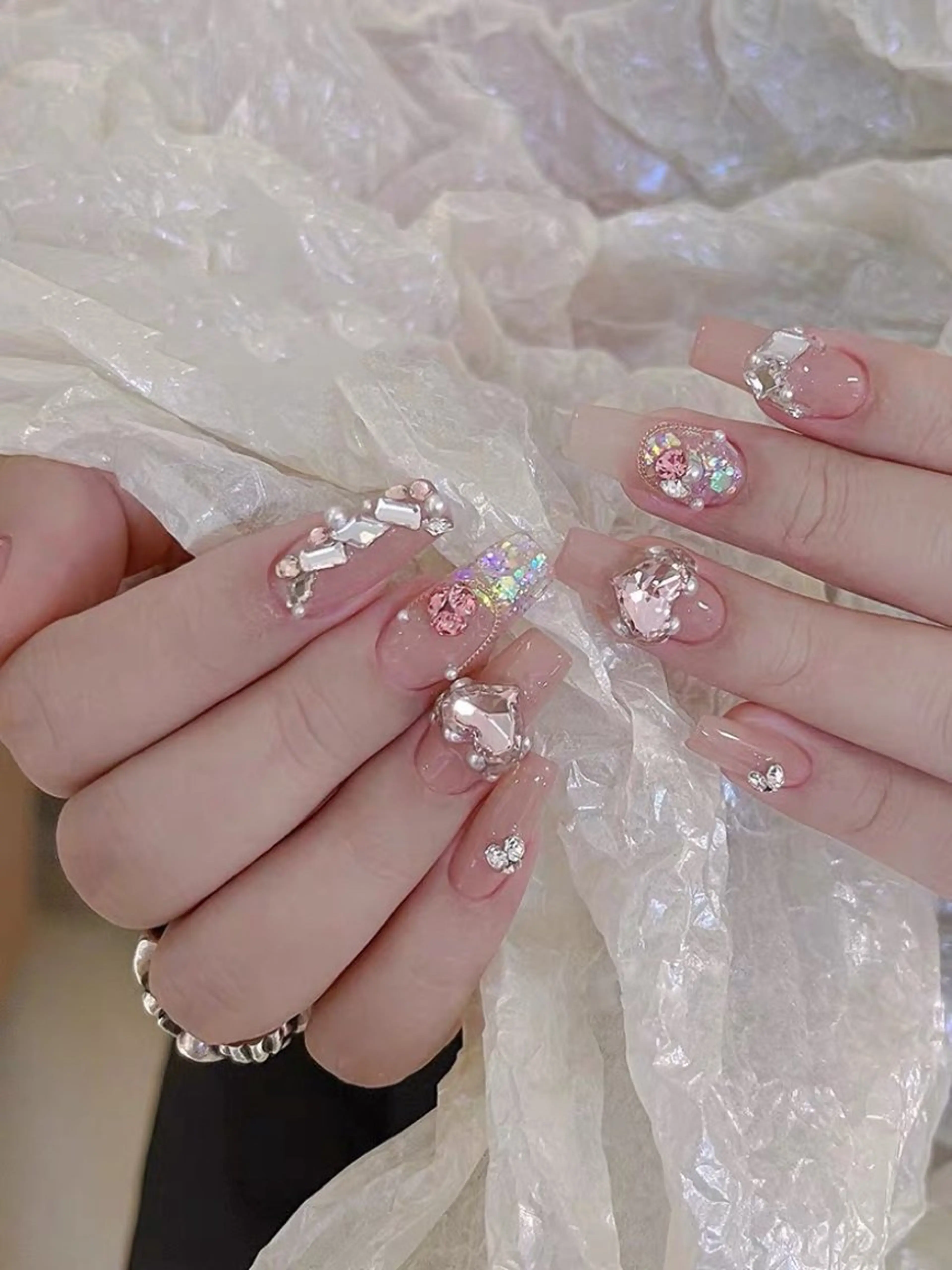 ネイル FF フィフィネイルサロンのネイルデザイン