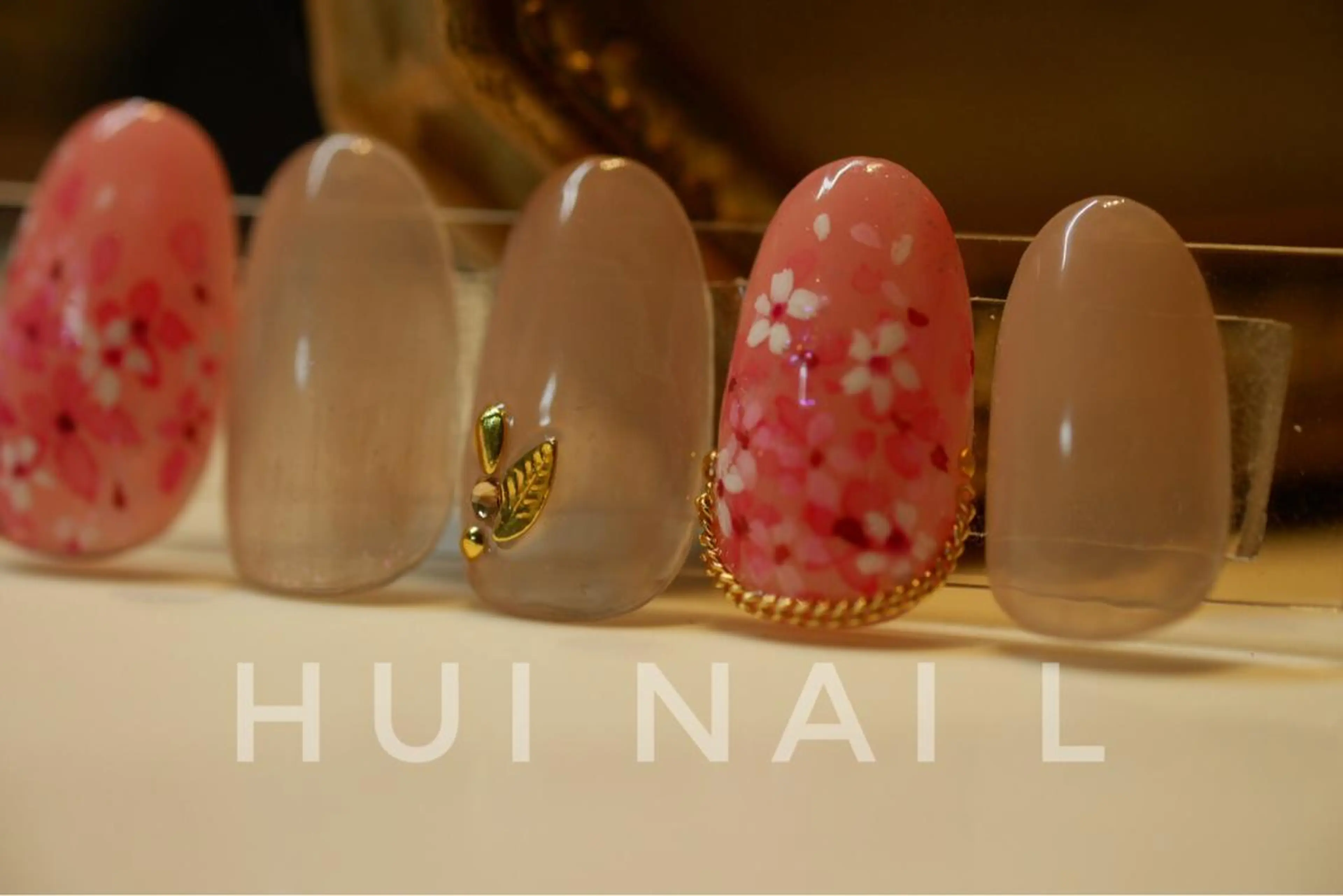 ミディアム めぐみのネイルサロン スタッフ練習のネイルデザイン