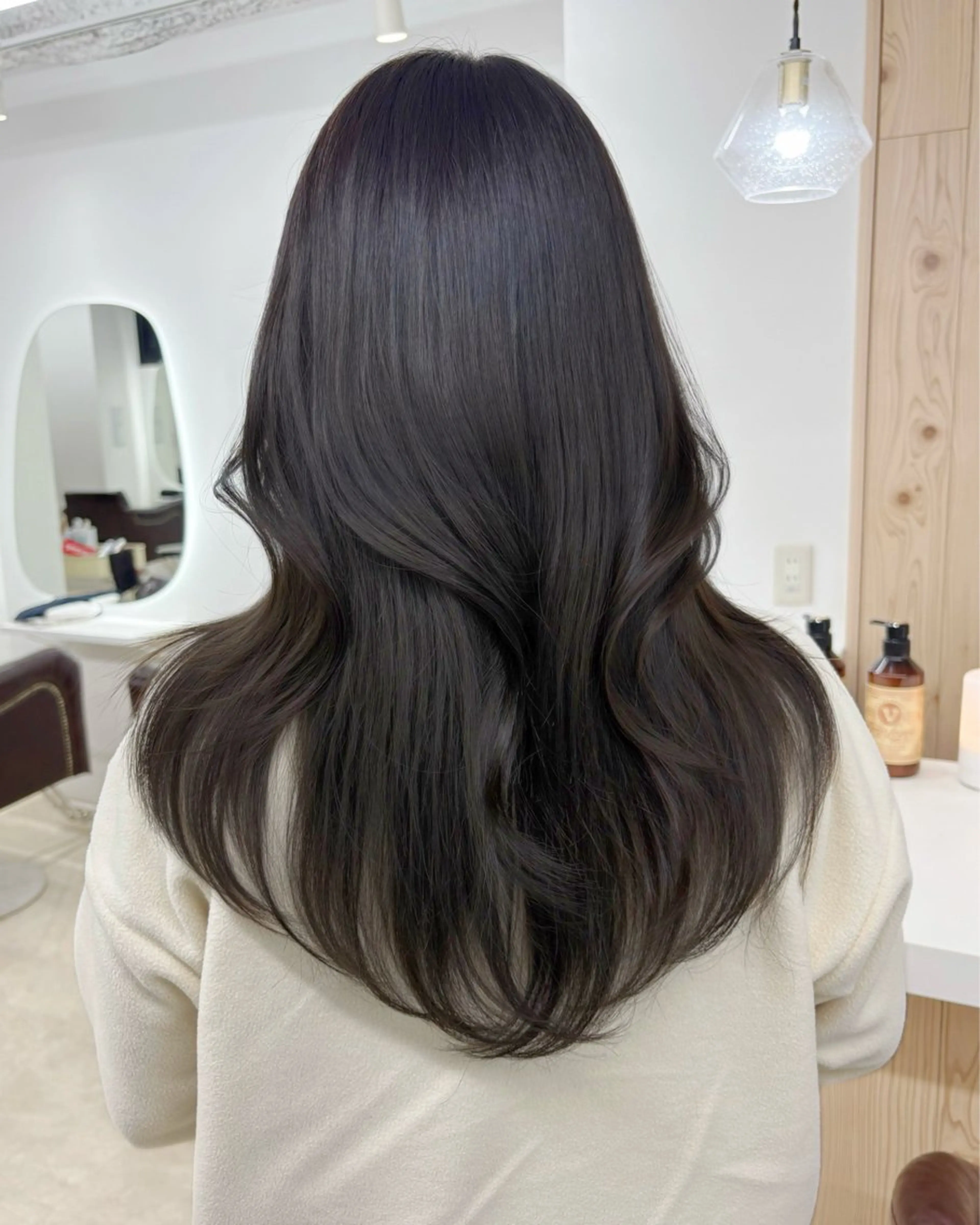 ロング カラー カット ヘアカラー トリートメント ヘアセット 新宿/韓国ヘア/ 髪質改善ストレートのヘアスタイル