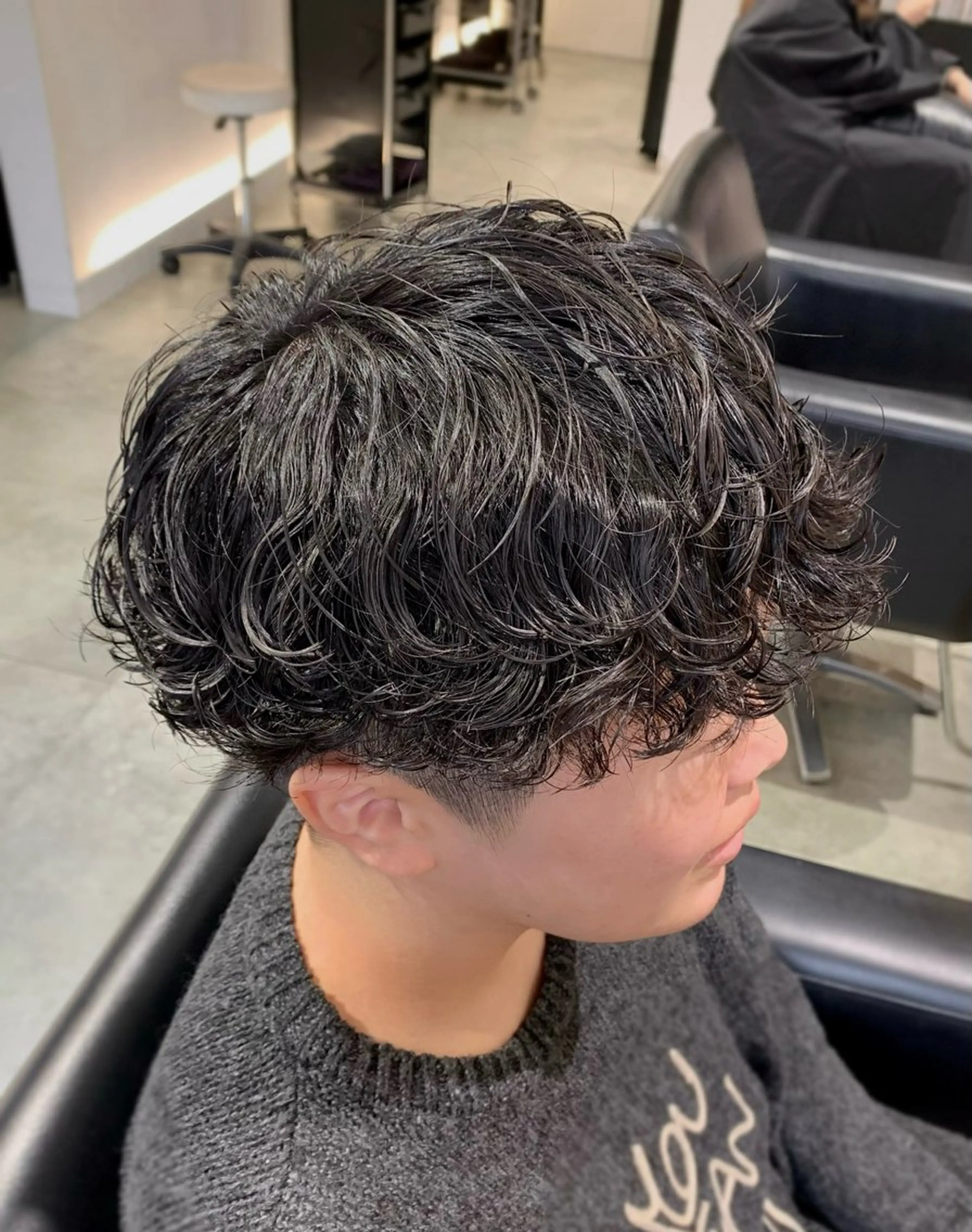 ショート パーマ メンズ メンズパーマ メンズカット・ パーマ🎈はなさかのヘアスタイル