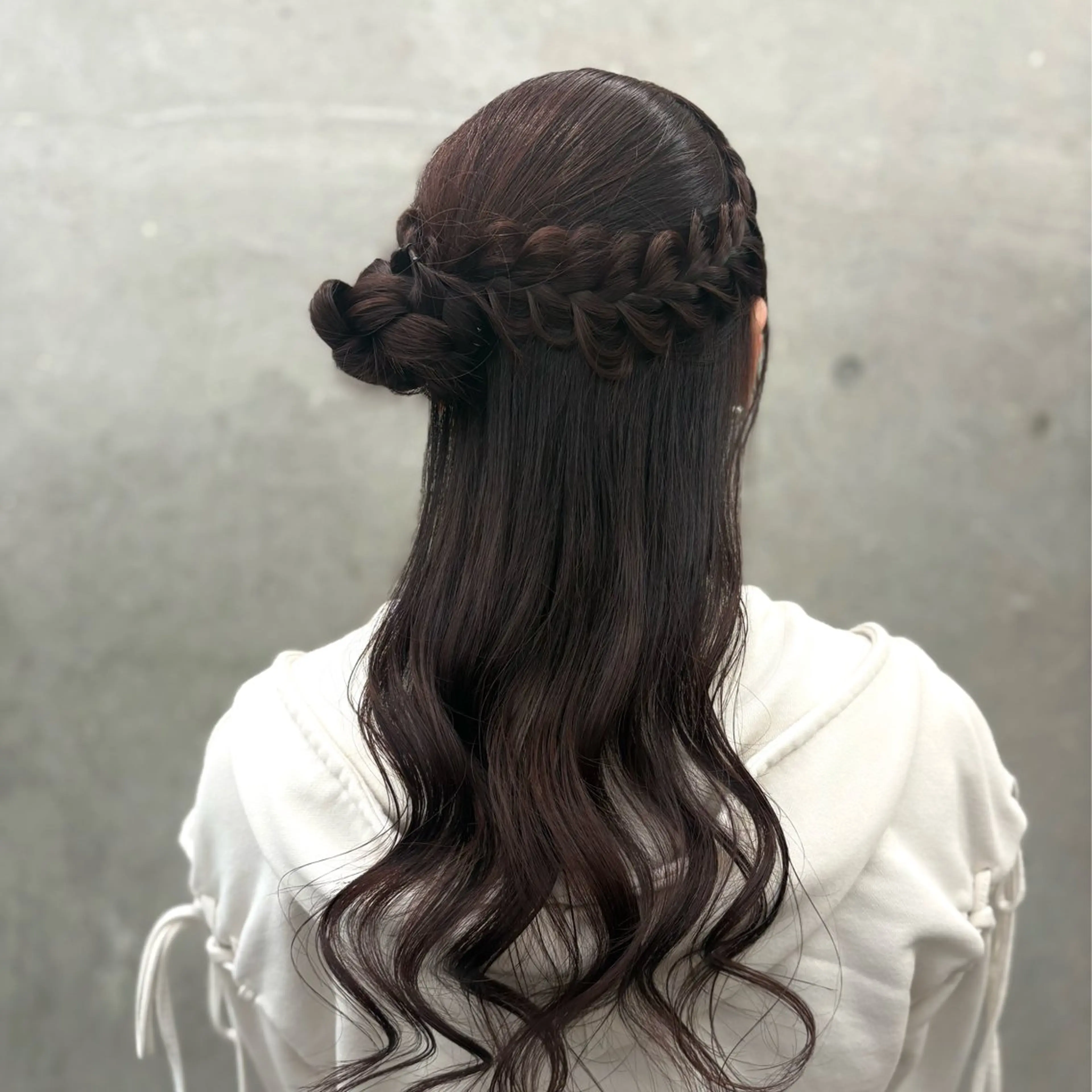 セミロング ヘアアレンジ ヘアセット うる艶/透明感カラー 🐇🤍もものヘアスタイル