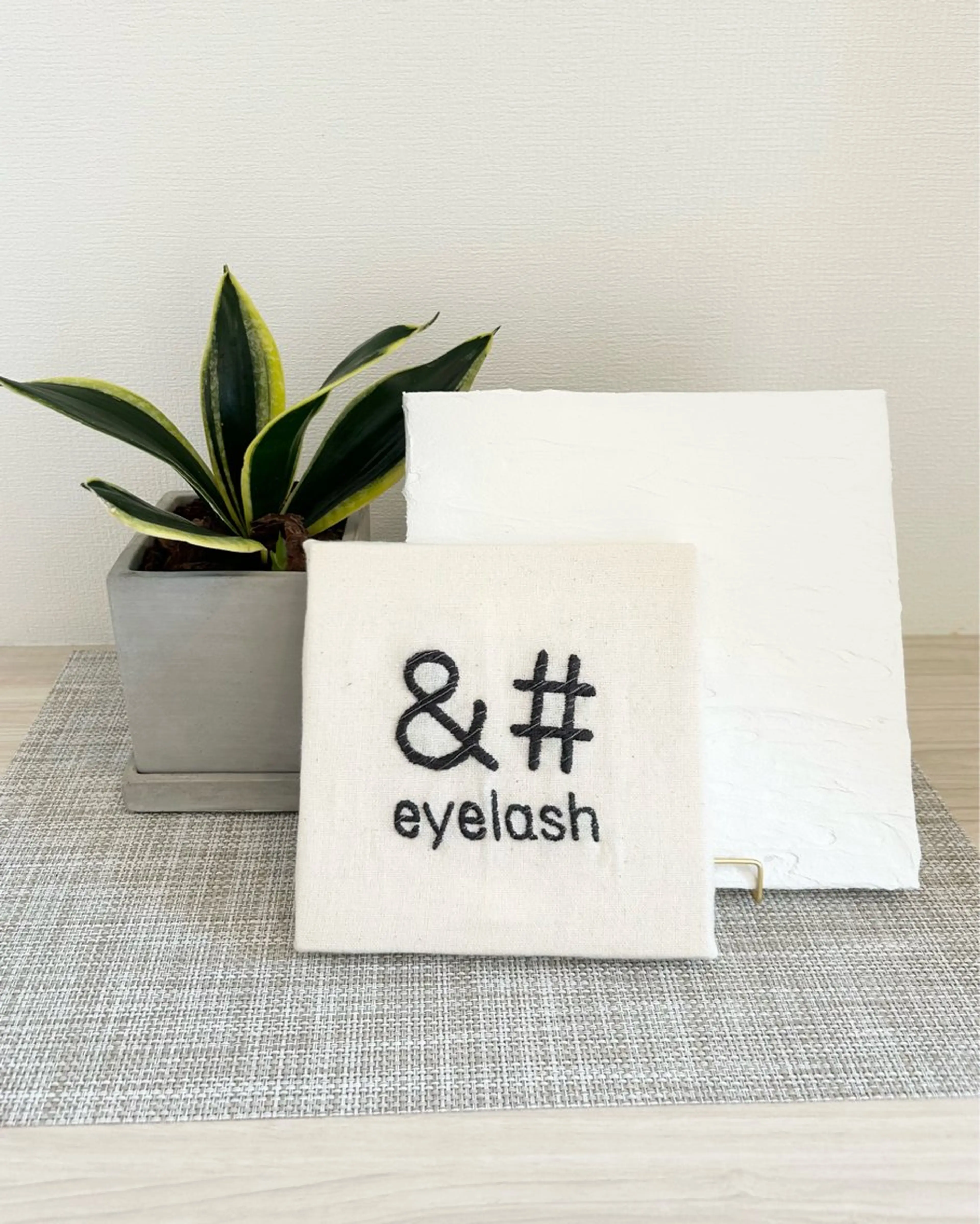 マツエク・マツパ &# eyelash Sanaの眉毛・アイブロウイメージ