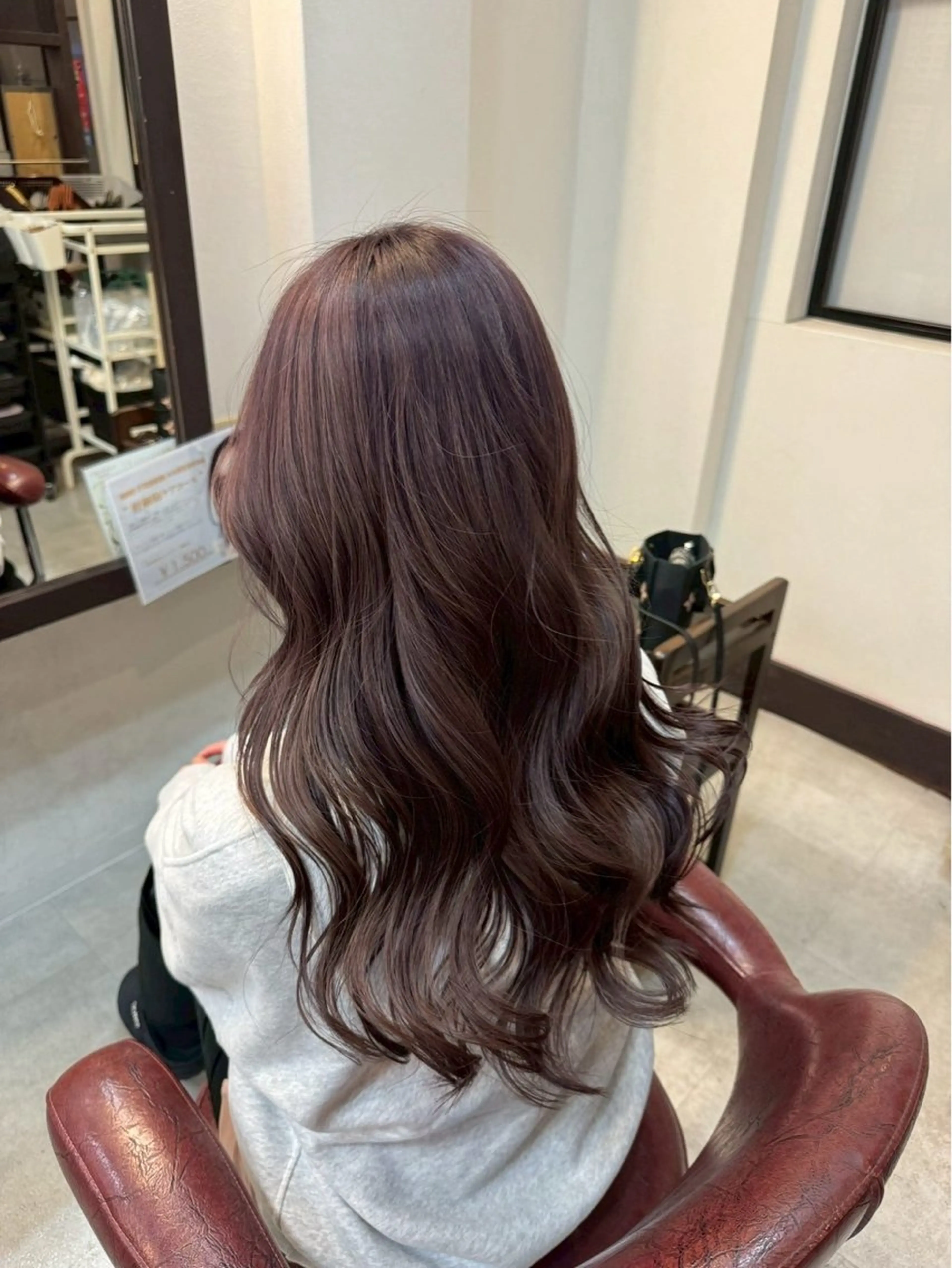 ロング 切りっぱなしボブ パープルカラー ボブ ハイライト 髪質改善 ヘアカラー カツモト マナ🍒のヘアスタイル