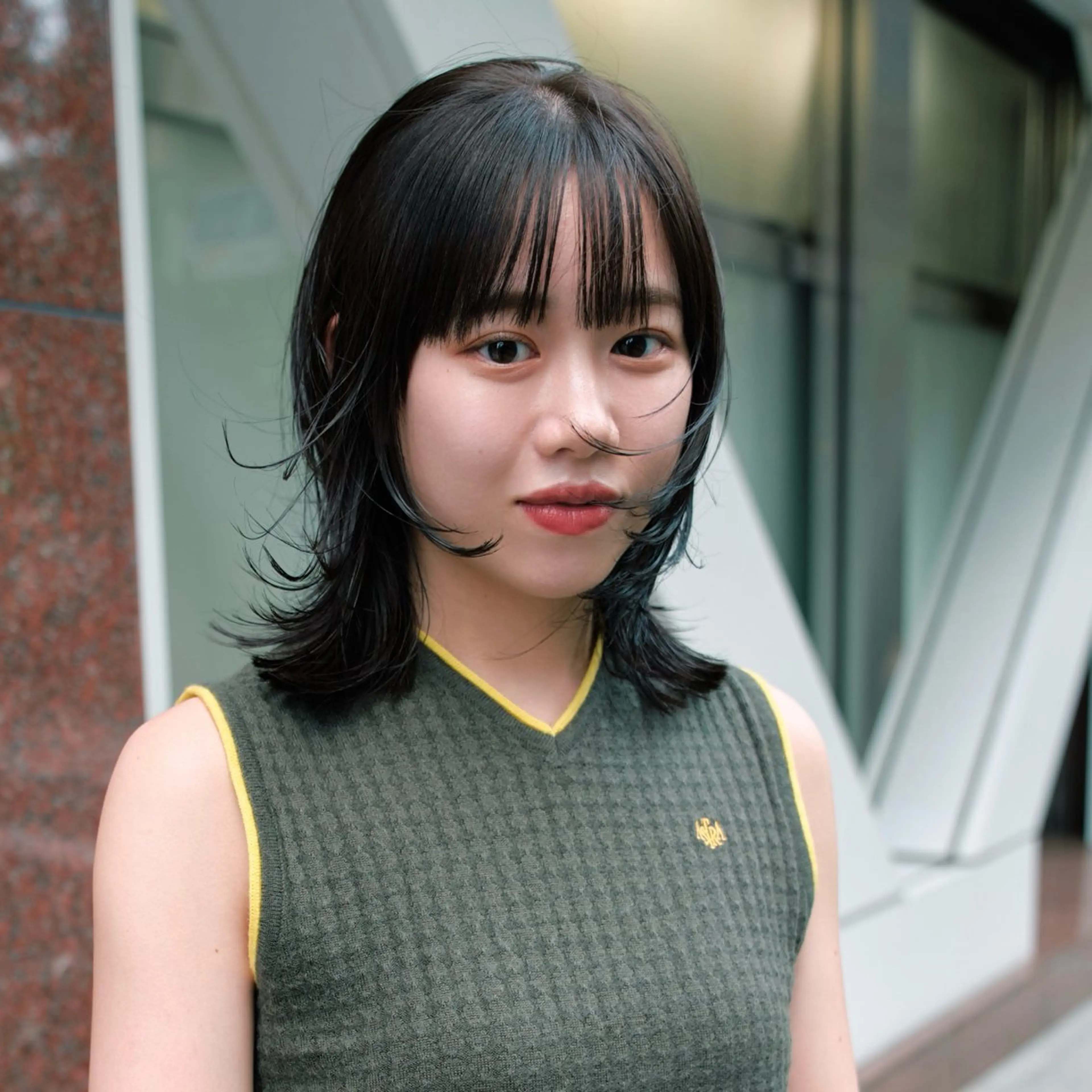 ミディアム カラー 顔まわりレイヤー レイヤーカット カット ヘアカラー トリートメント 東山 涼嘉のヘアスタイル