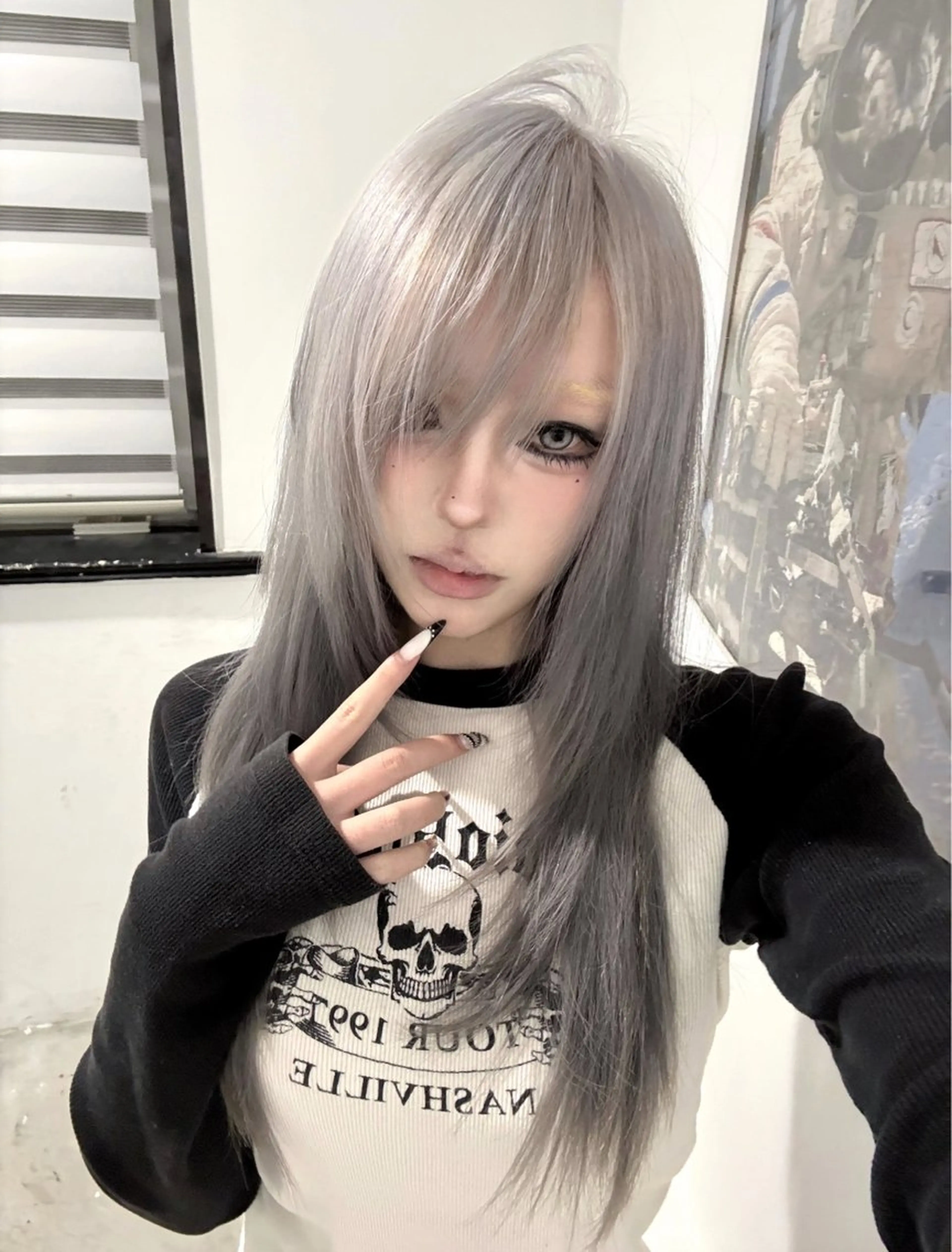 ロング カラー カット ヘアカラー トリートメント デザインカラー⭐︎★ 🐆hyo🐆のヘアスタイル