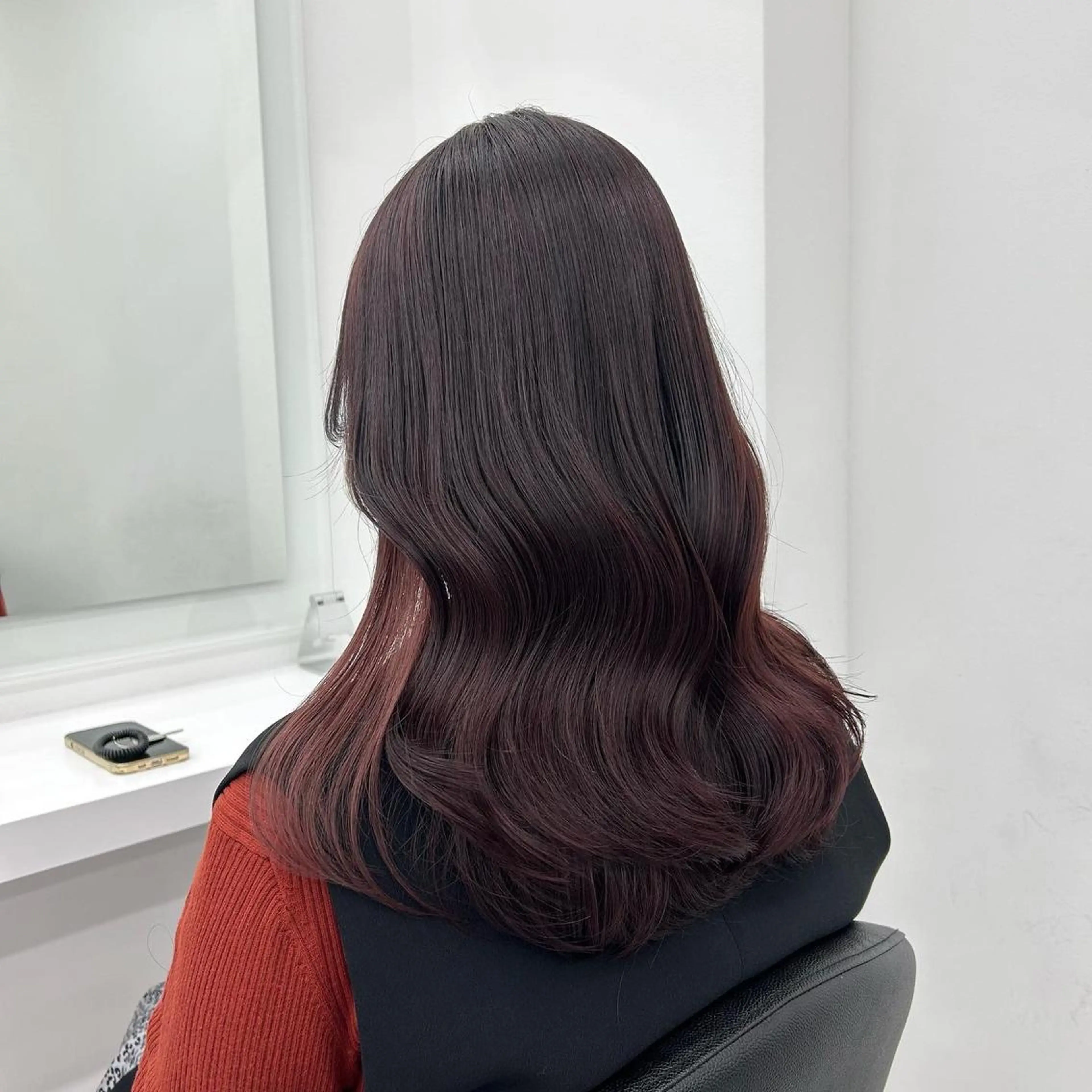 セミロング カラー ヘアアレンジ ヘアカラー トリートメント mai🍑暖色カラー /レイヤー💖のヘアスタイル