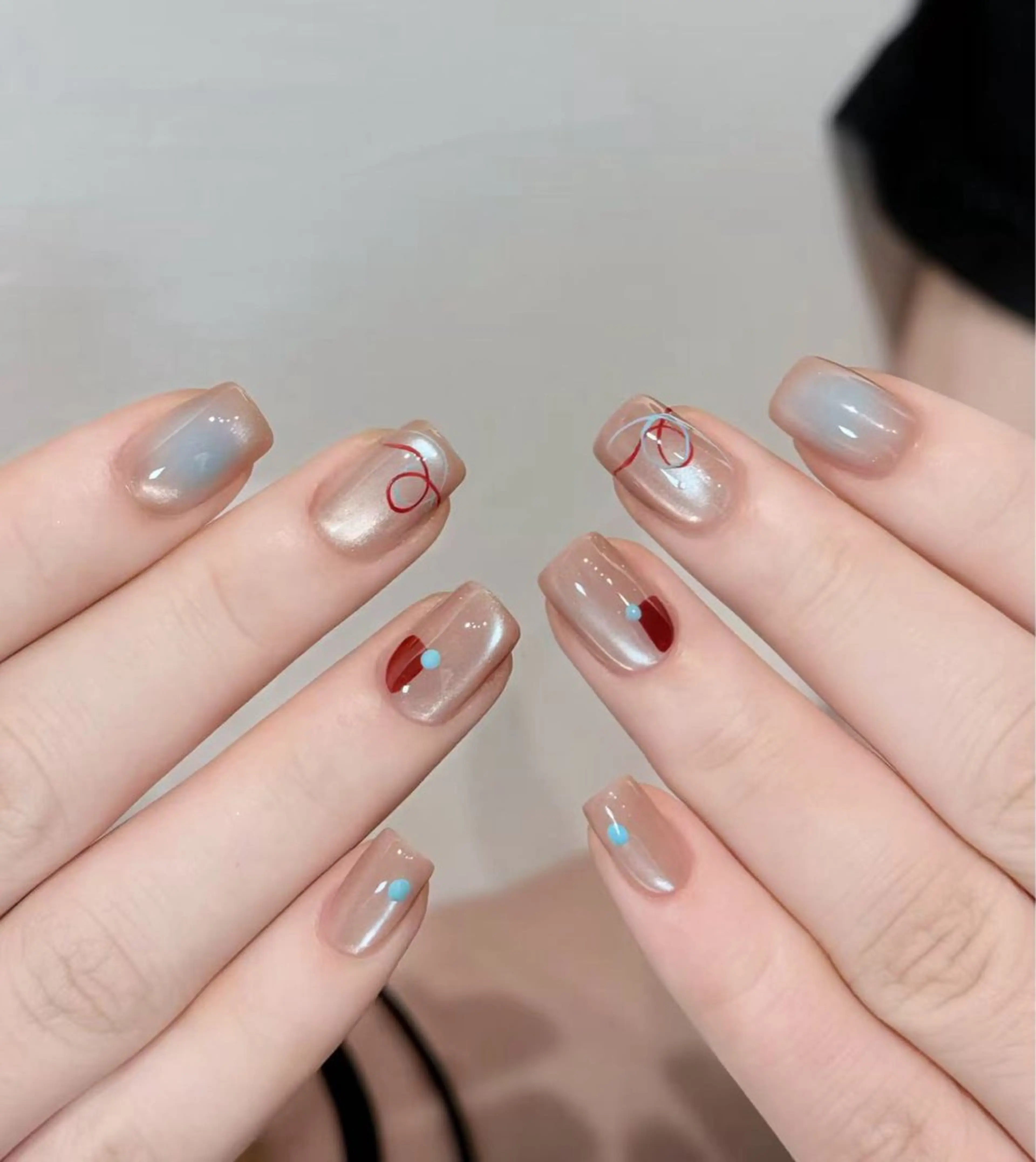 ネイル アートネイル オーロラネイル チークネイル フレンチネイル ガラスフレンチ 🎀YooLi Nail salonのネイルデザイン