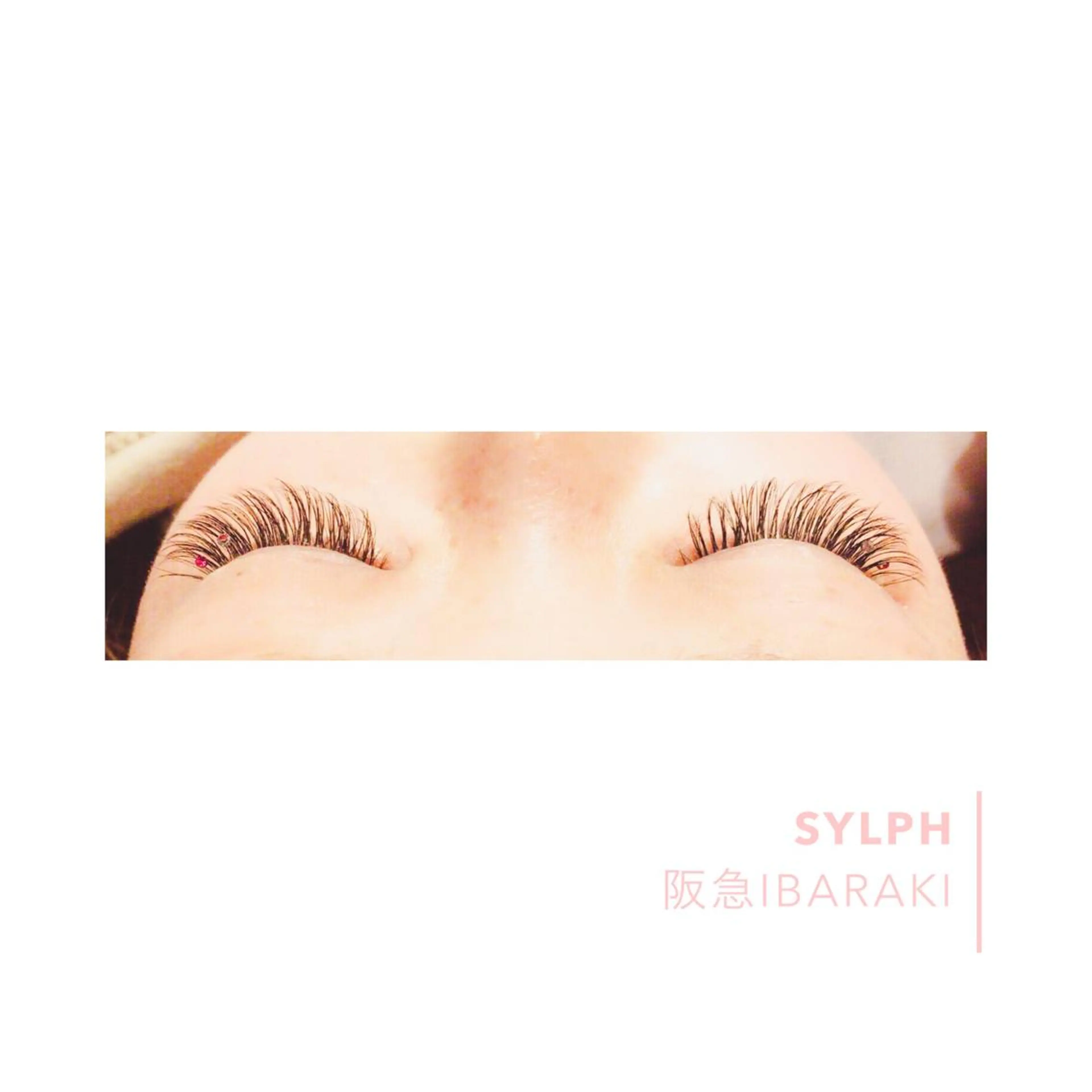 マツエク・マツパ シールエクステ/ ハイトーンカラーのヘアスタイル