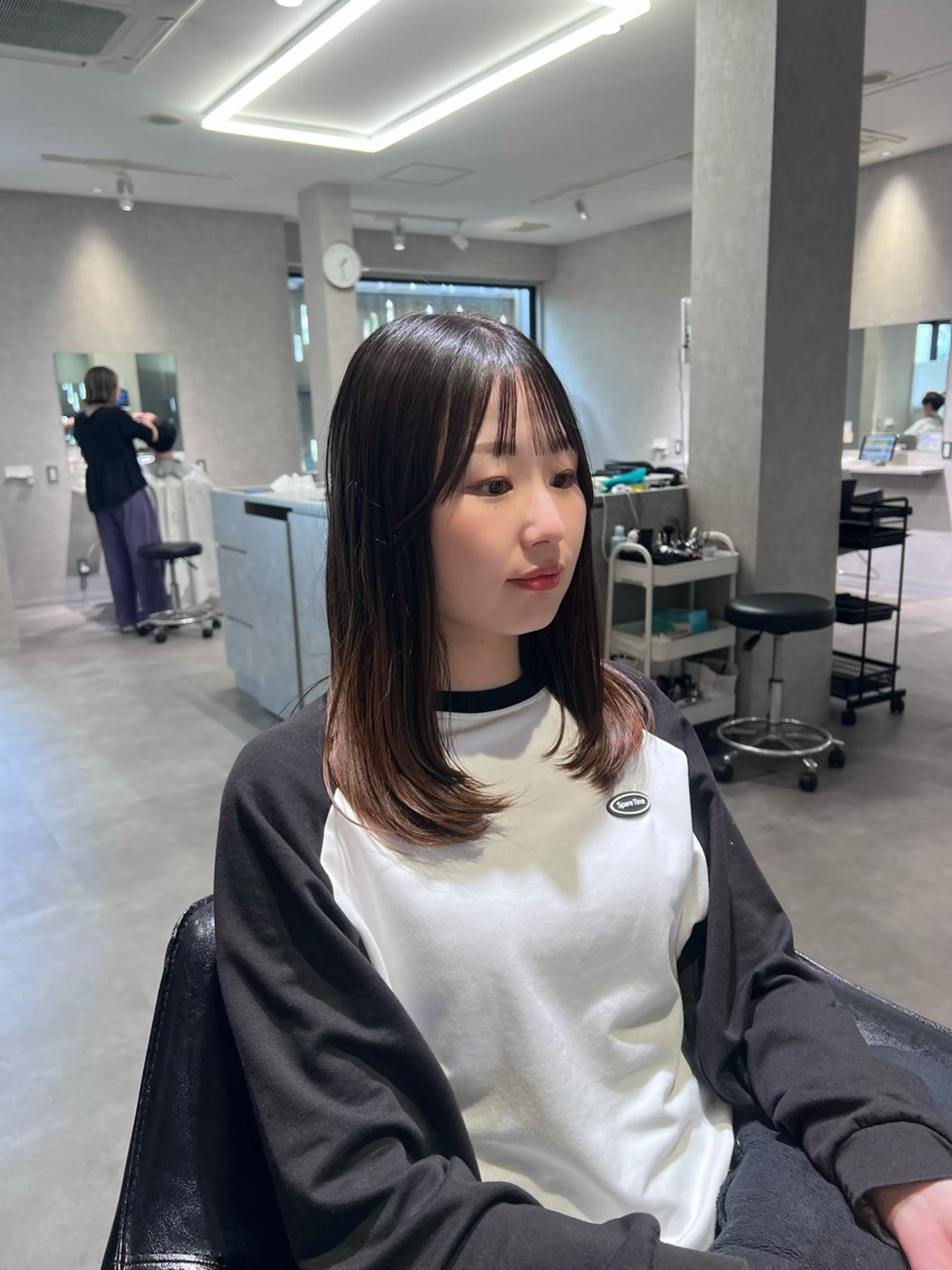 セミロング カット SOL🐈‍⬛ しゅのんのヘアスタイル