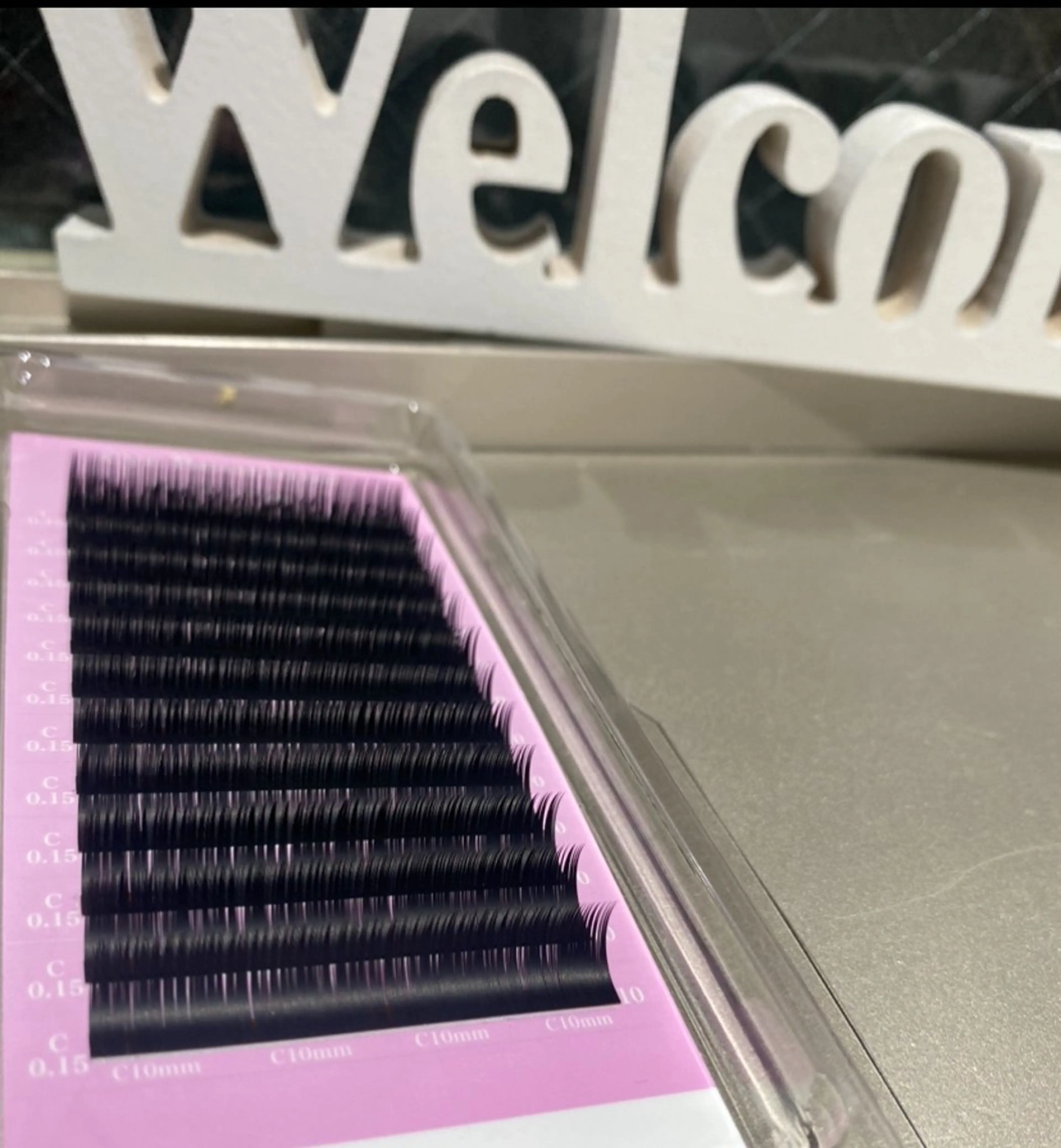 ☆LEDに変更可能⭐︎付け足しも可⭐︎セーブル140本（グルーはブラックです）の写真