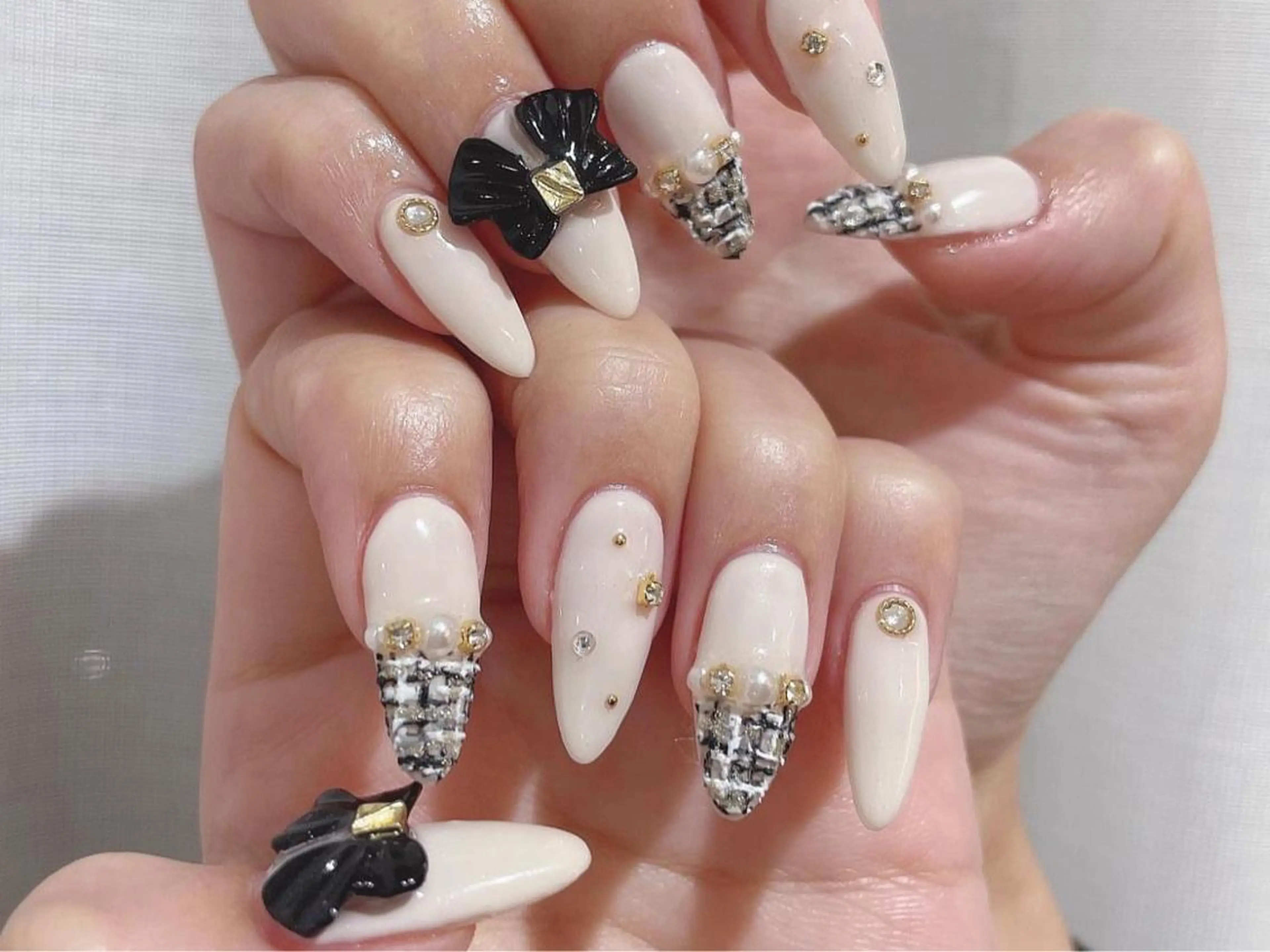 ネイル ハンドネイル リ サのネイルデザイン