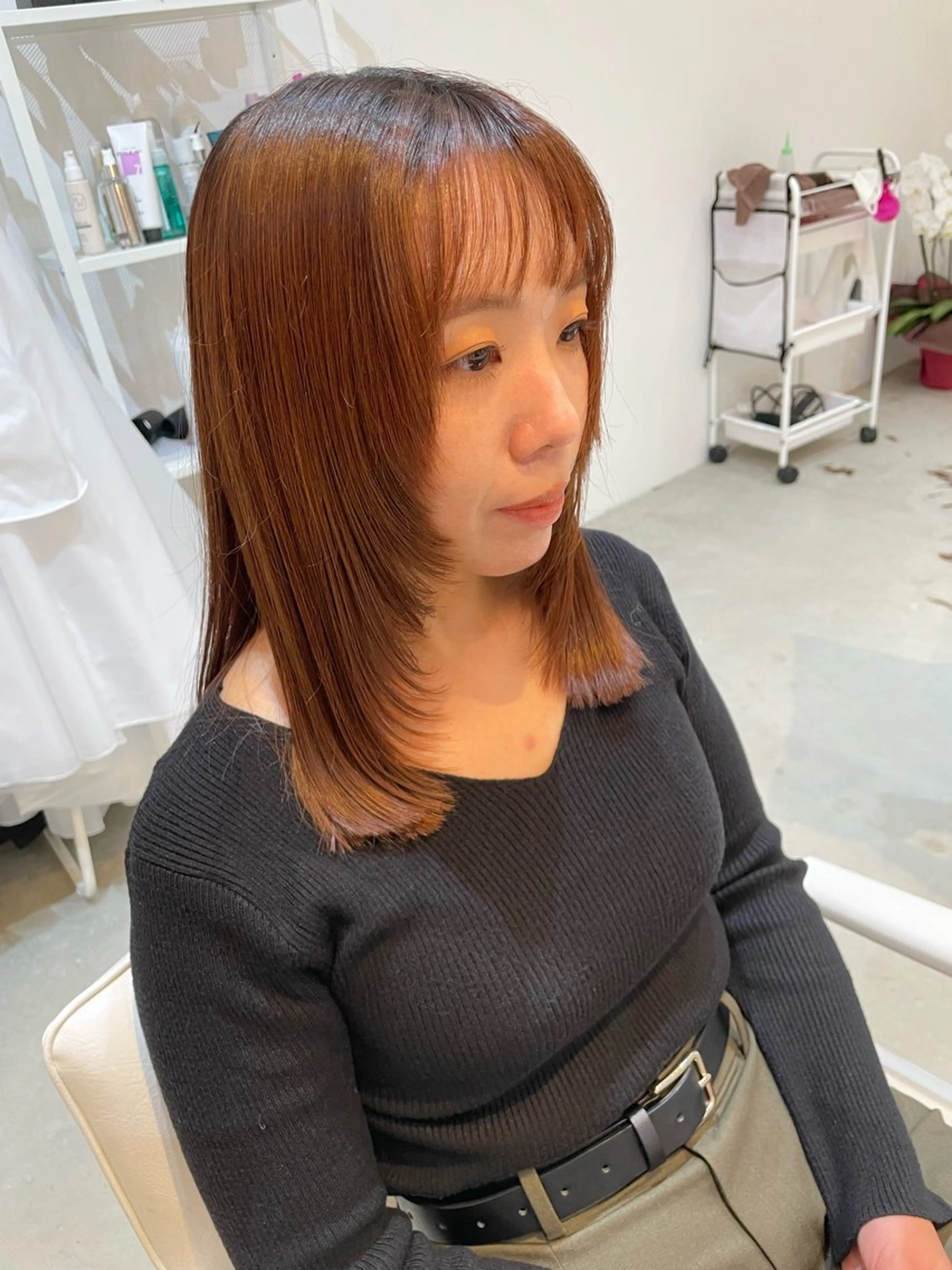 セミロング 顔まわりレイヤー レイヤーカット 【un】 MANAのヘアスタイル