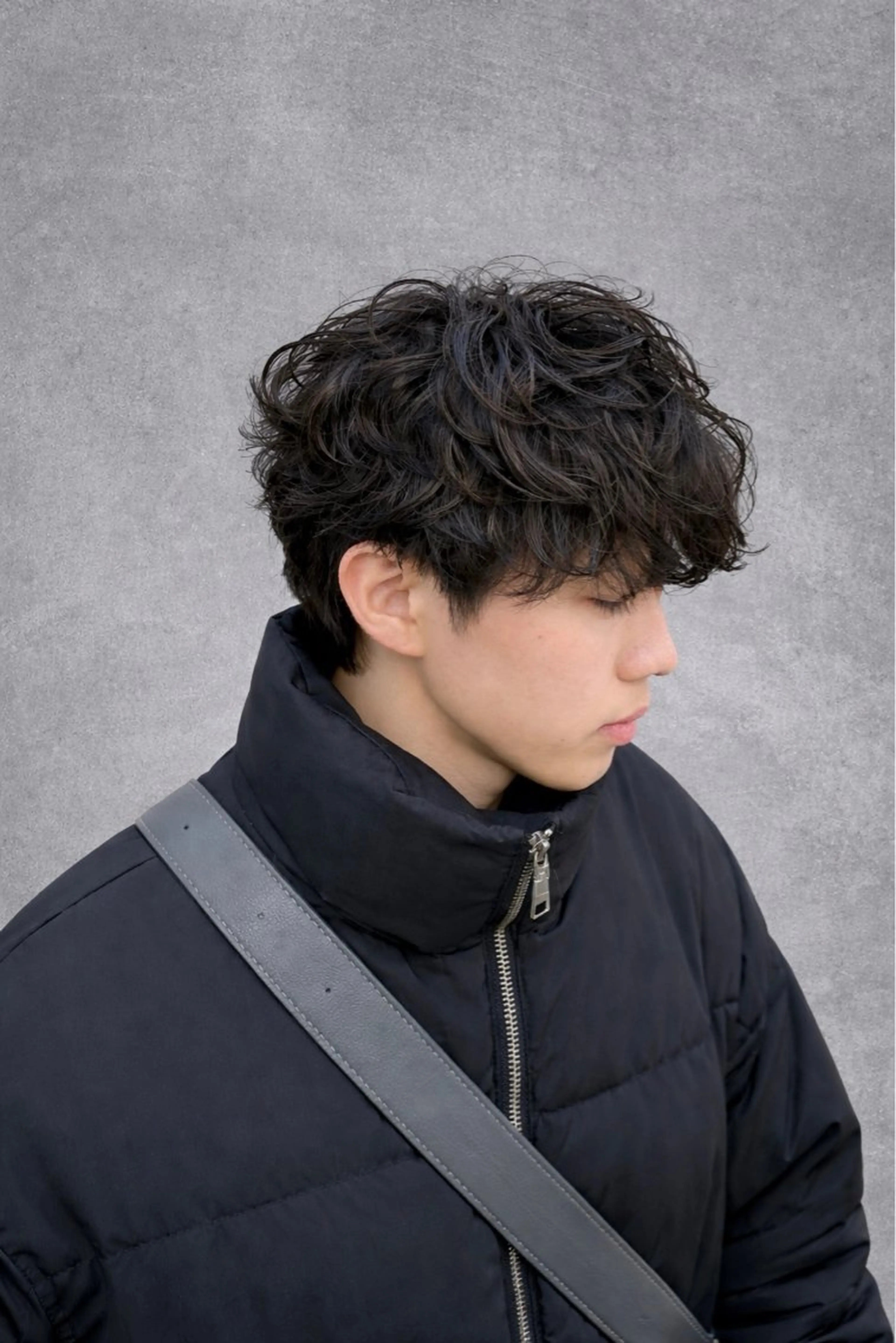 💥清潔感ある最新トレンド💥カット＋シャドウパーマ《ナチュラル・ビジネスにも◎》（メンズ/マッシュ/センターパート）の写真