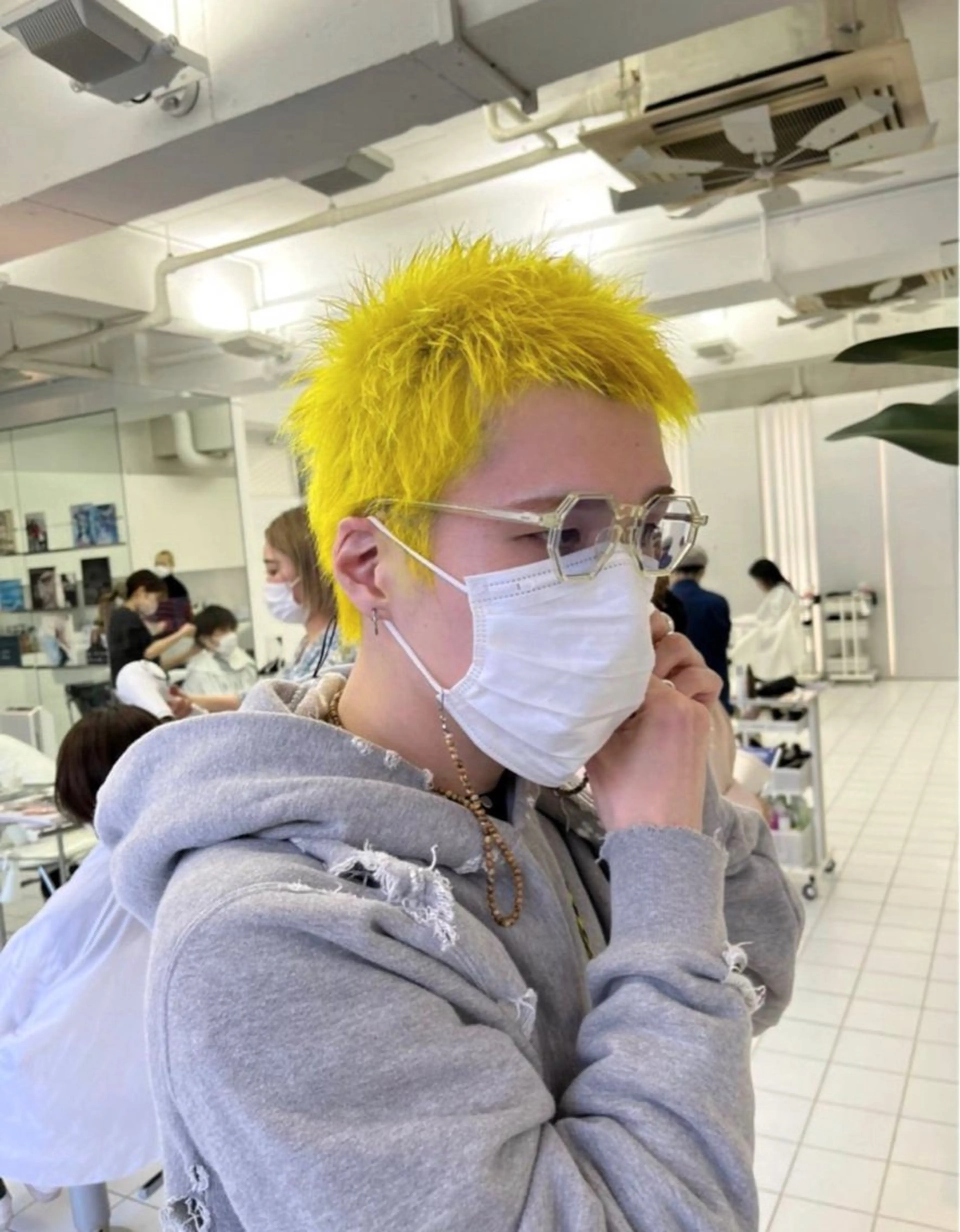カラー 牛澤 優斗のヘアスタイル