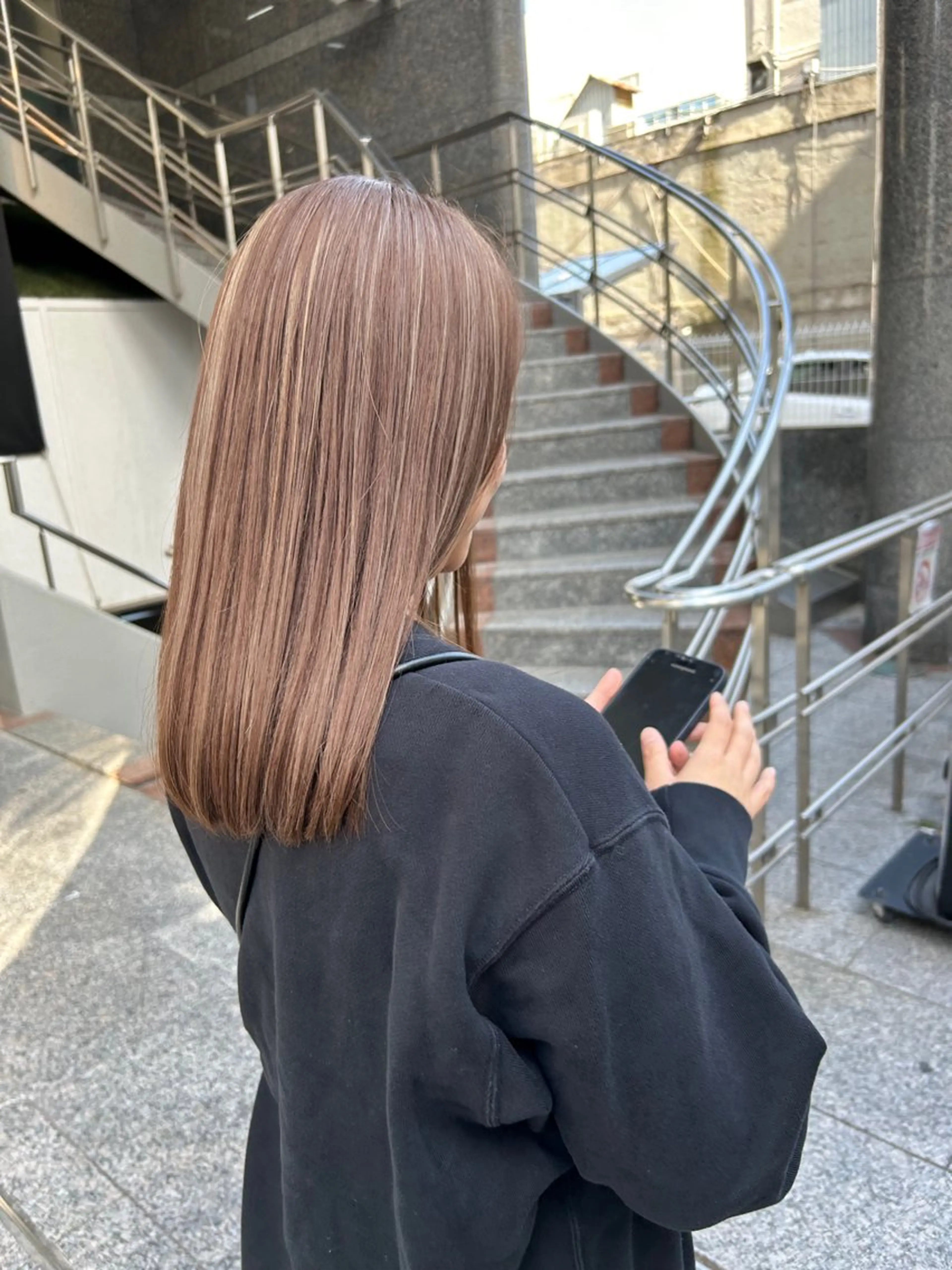 stylist 倉本恋のヘアスタイル