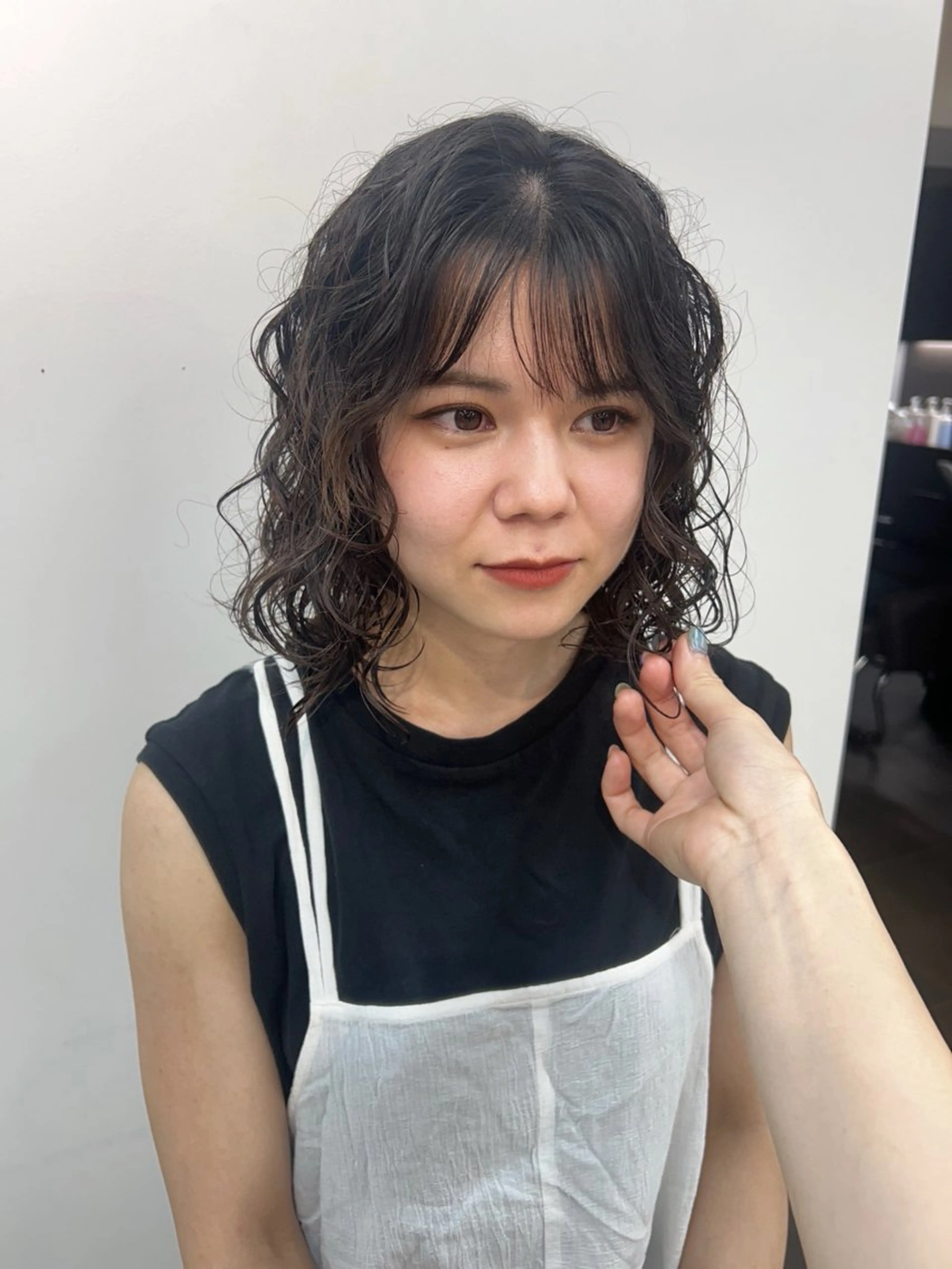 ミディアム パーマ ミディアムパーマ カット パーマ ナチュラル×色気パ ーマ 渋谷/マナミのヘアスタイル