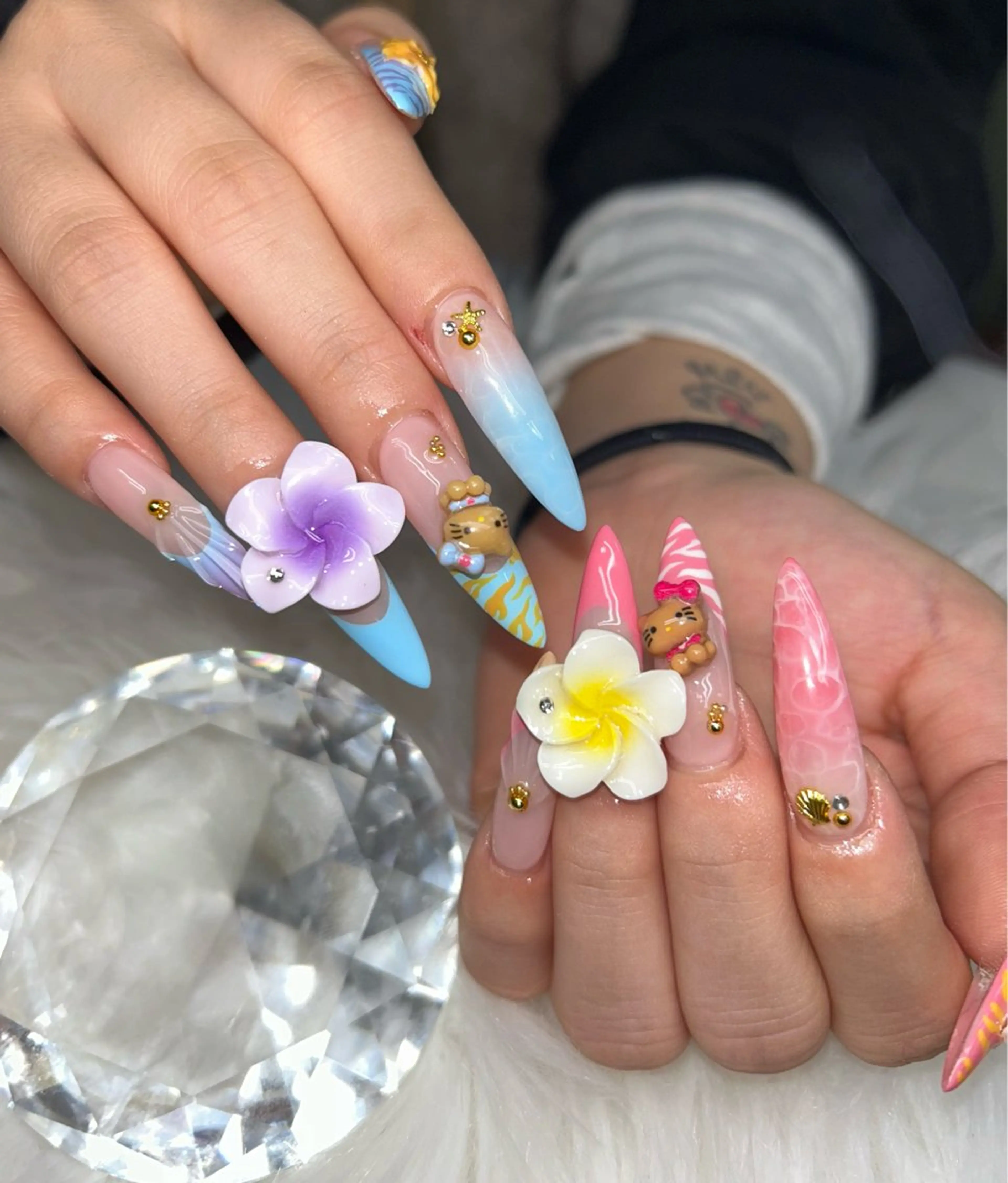 ネイル アートネイル オーロラネイル チークネイル 長さ出し フットネイル Chan nailsのネイルデザイン