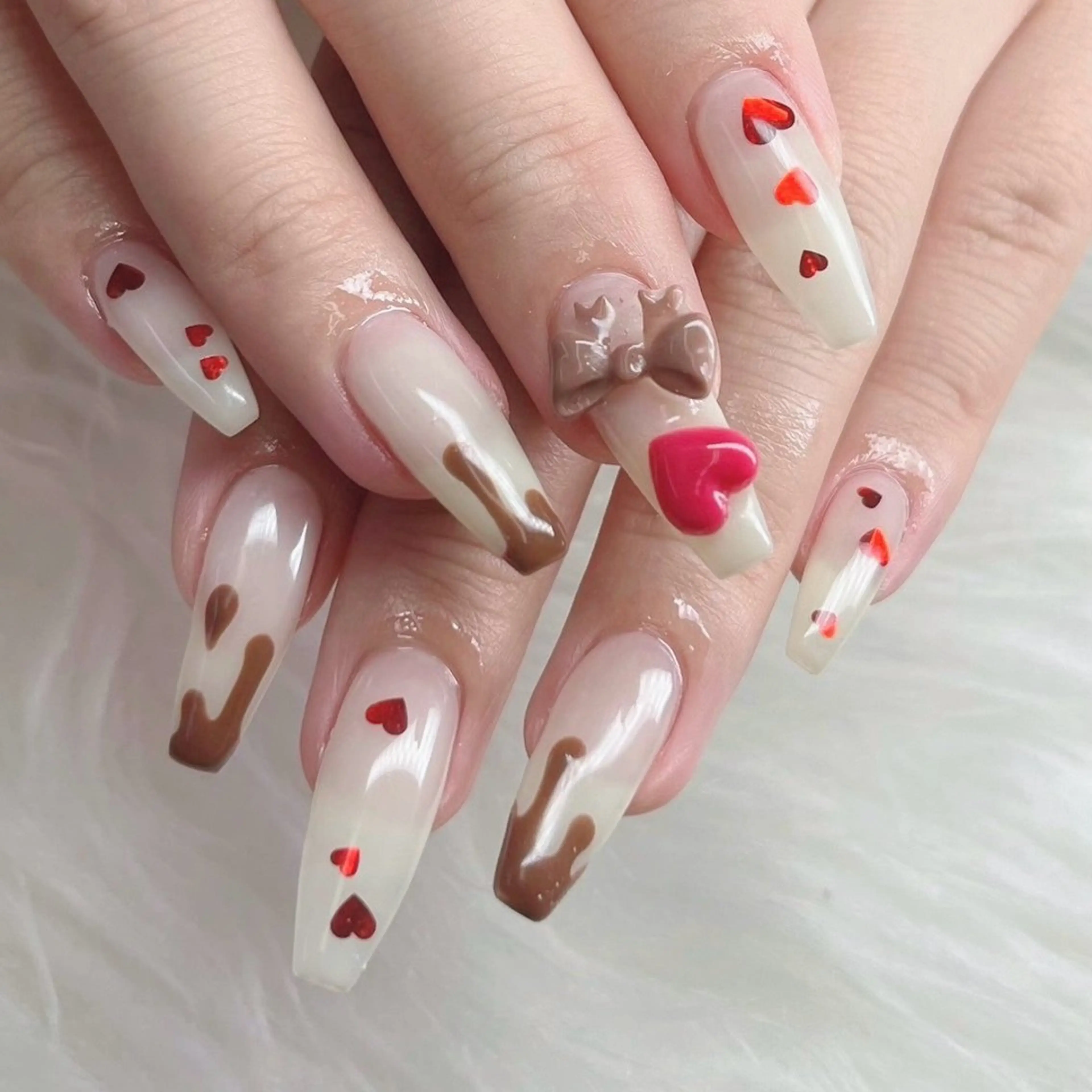 ネイル ハート バレンタイン ハンドネイル Nail lieNのネイルデザイン