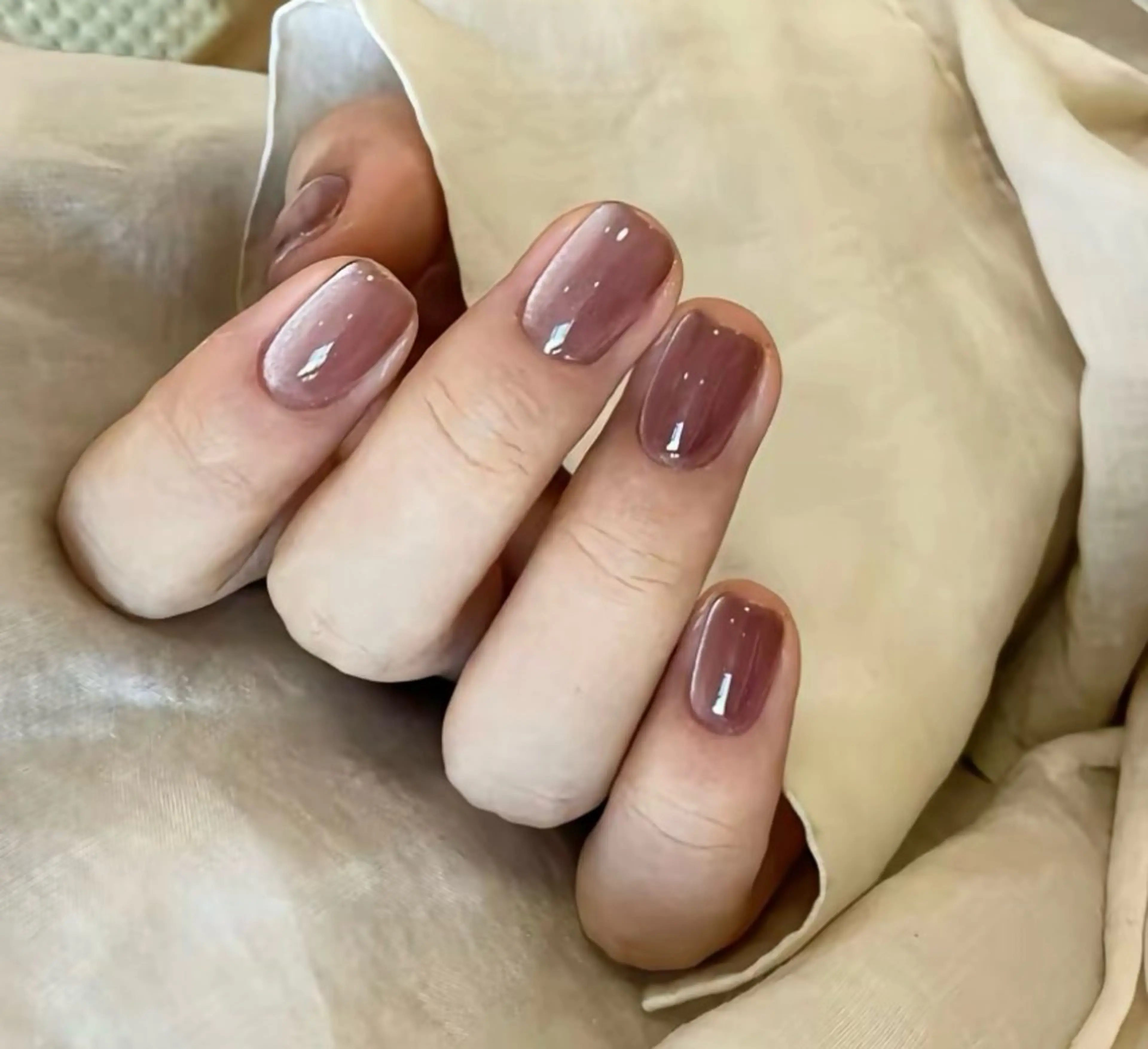 ネイル LEDアイラッシュ ∩_∩アオイのマツエク・マツパデザイン